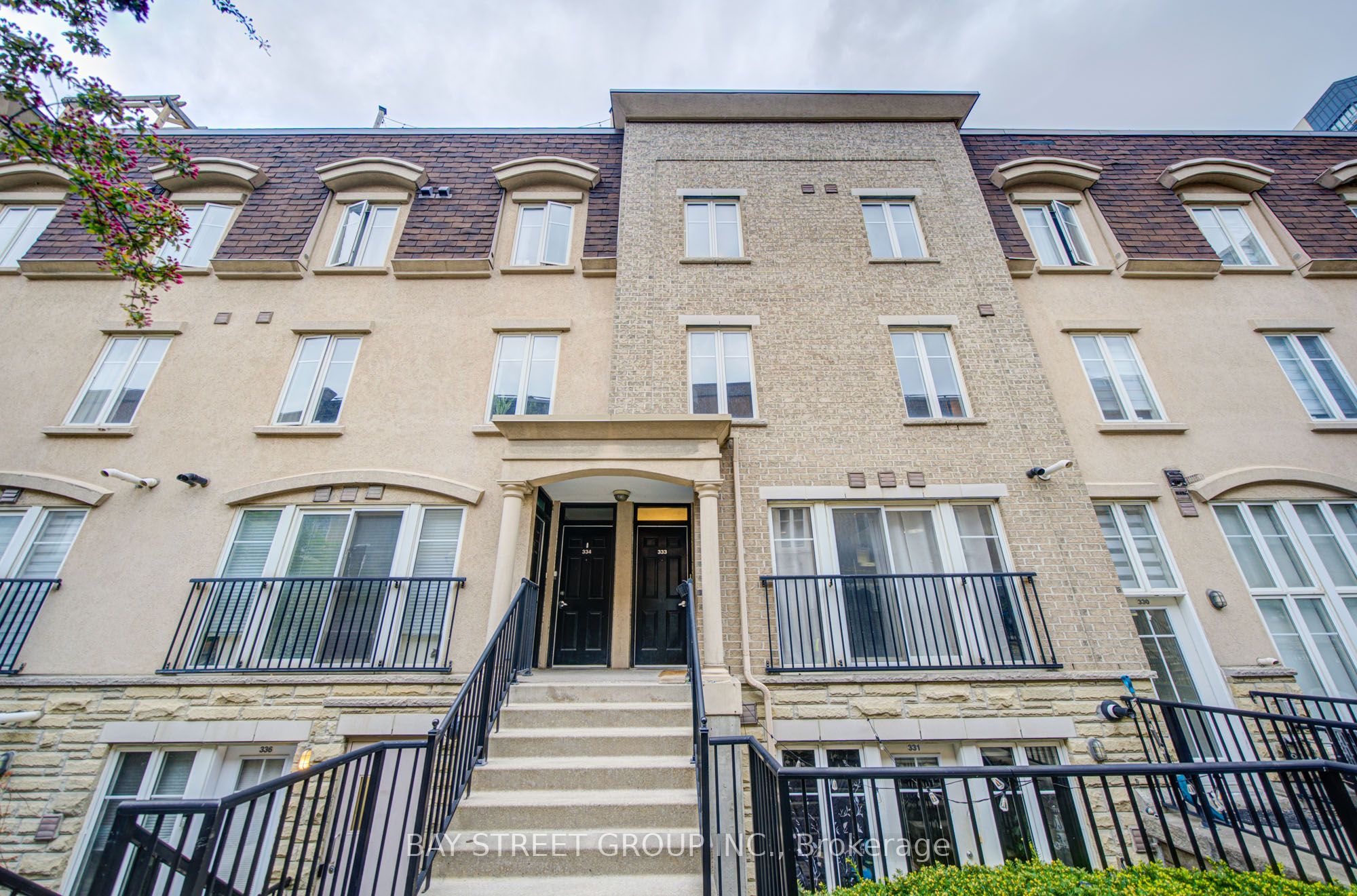 30 Western Battery Road 333, Toronto, ON M6K 3N9