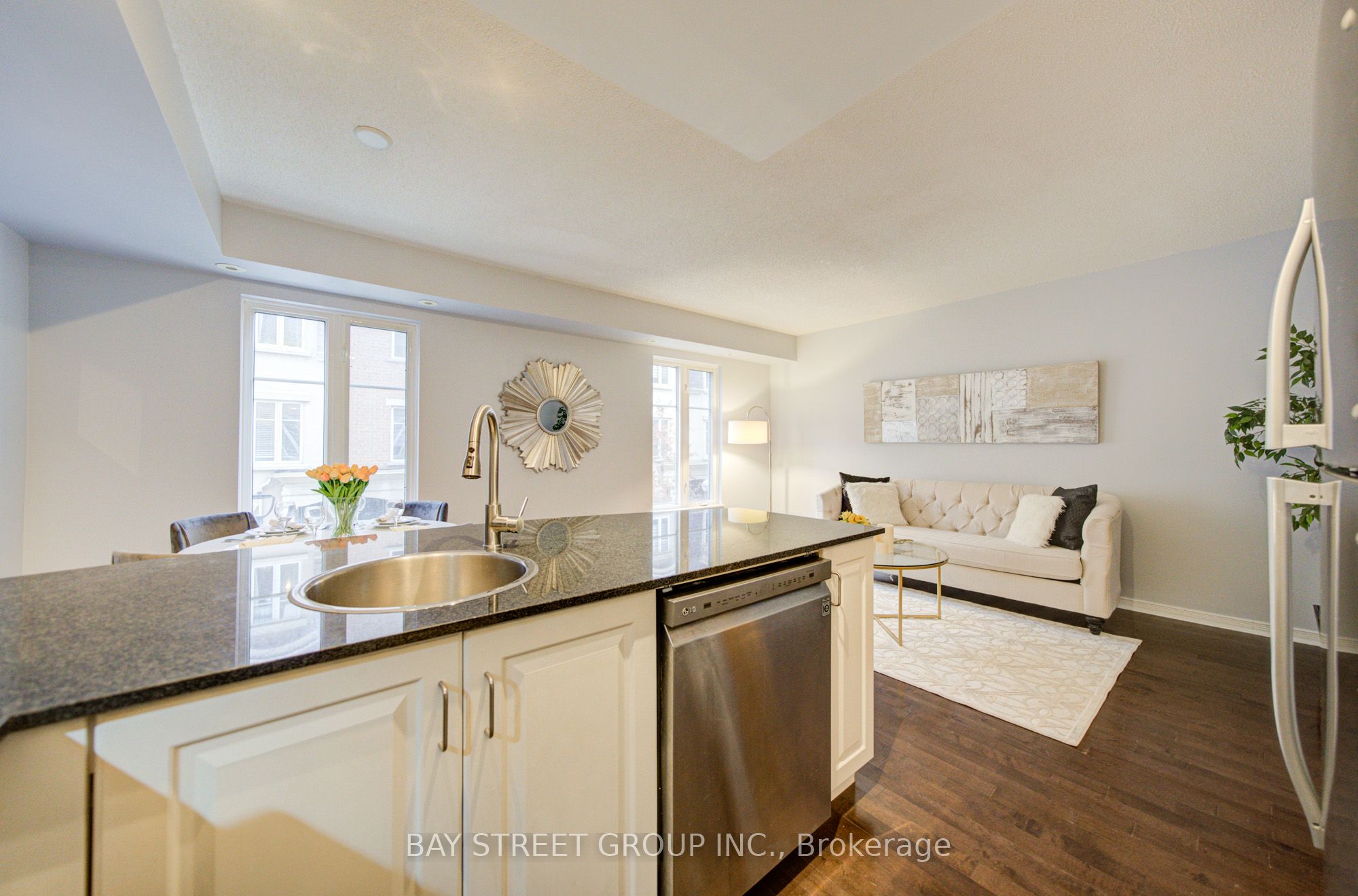 30 Western Battery Road 333, Toronto, ON M6K 3N9 photo 5
