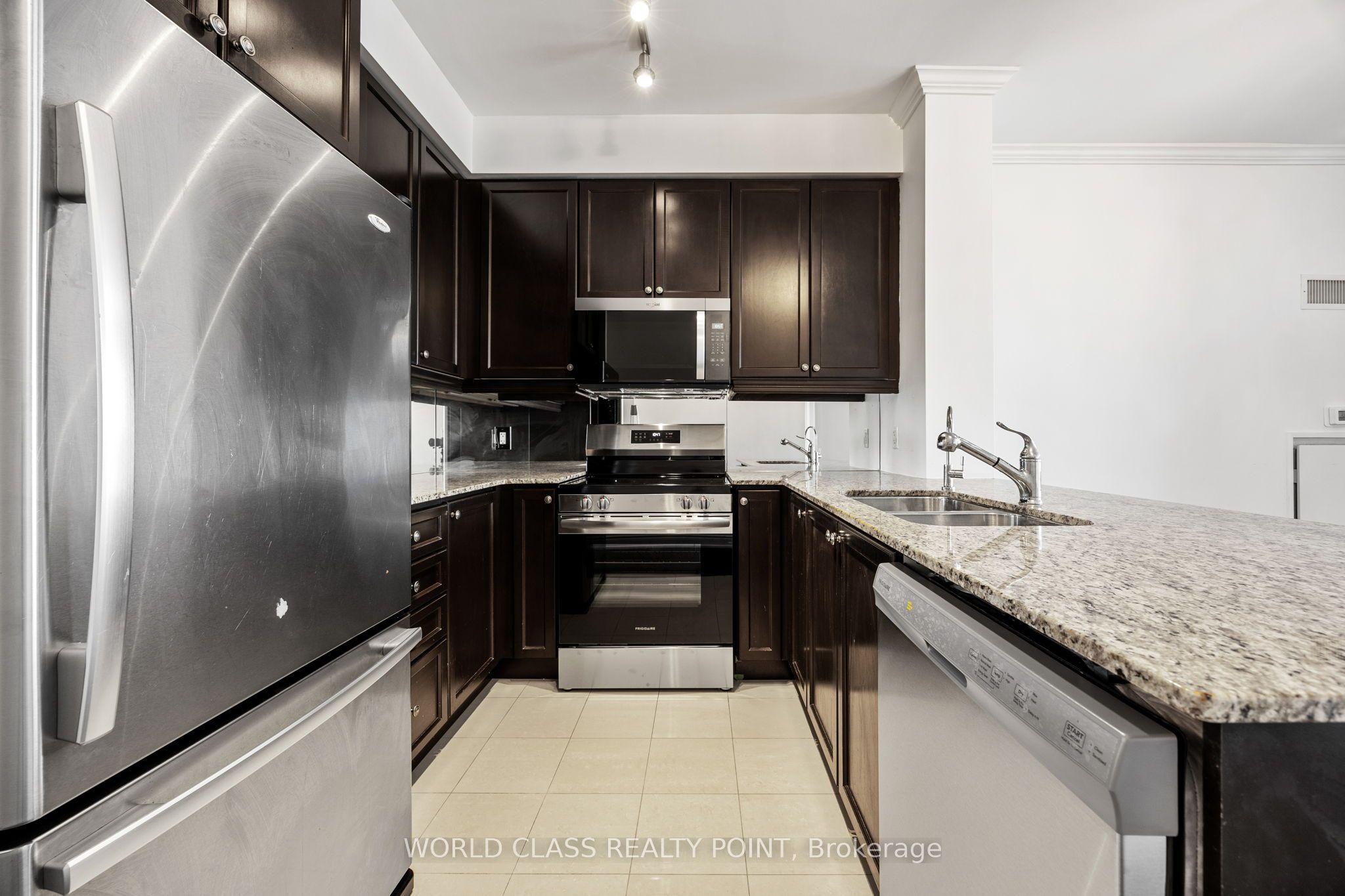 10 Bloorview Place 603, Toronto, ON M2J 0B1 photo 5