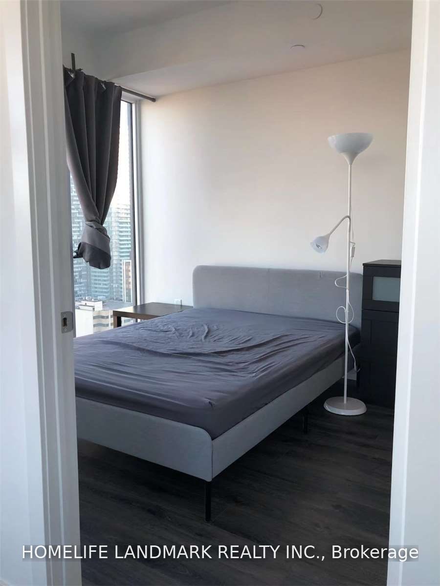 77 Shuter Street 2706, Toronto, ON M5B 0B8 photo 4