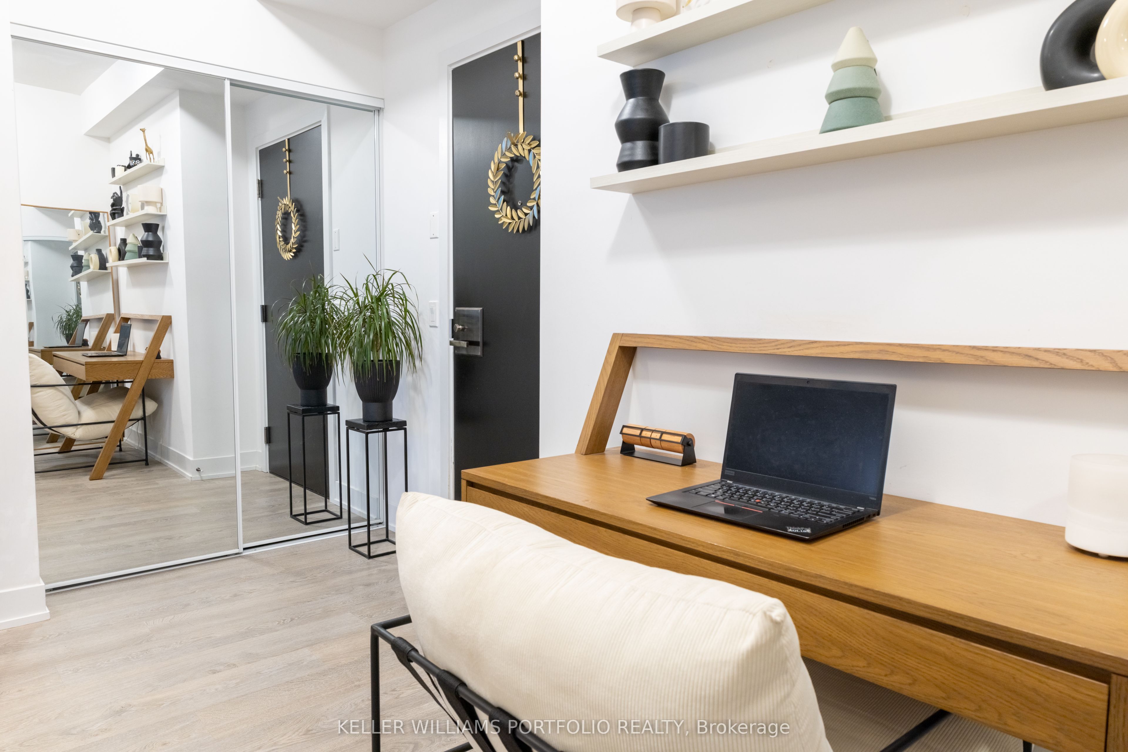 11 Lillian Street 706, Toronto, ON M4S 2H7 photo 5