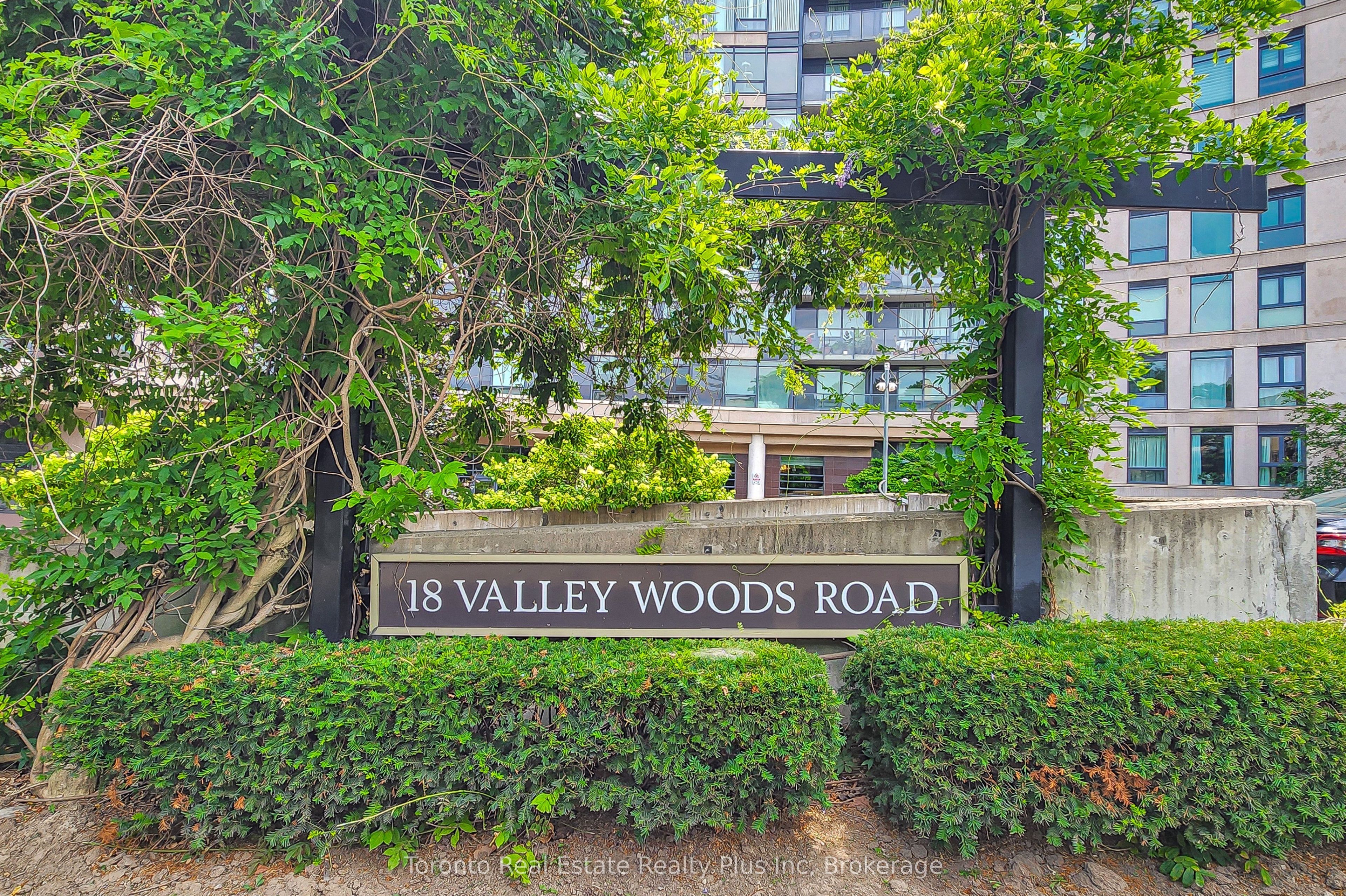 18 Valley Woods Road 507, Toronto, ON M3A 0A1 photo 2