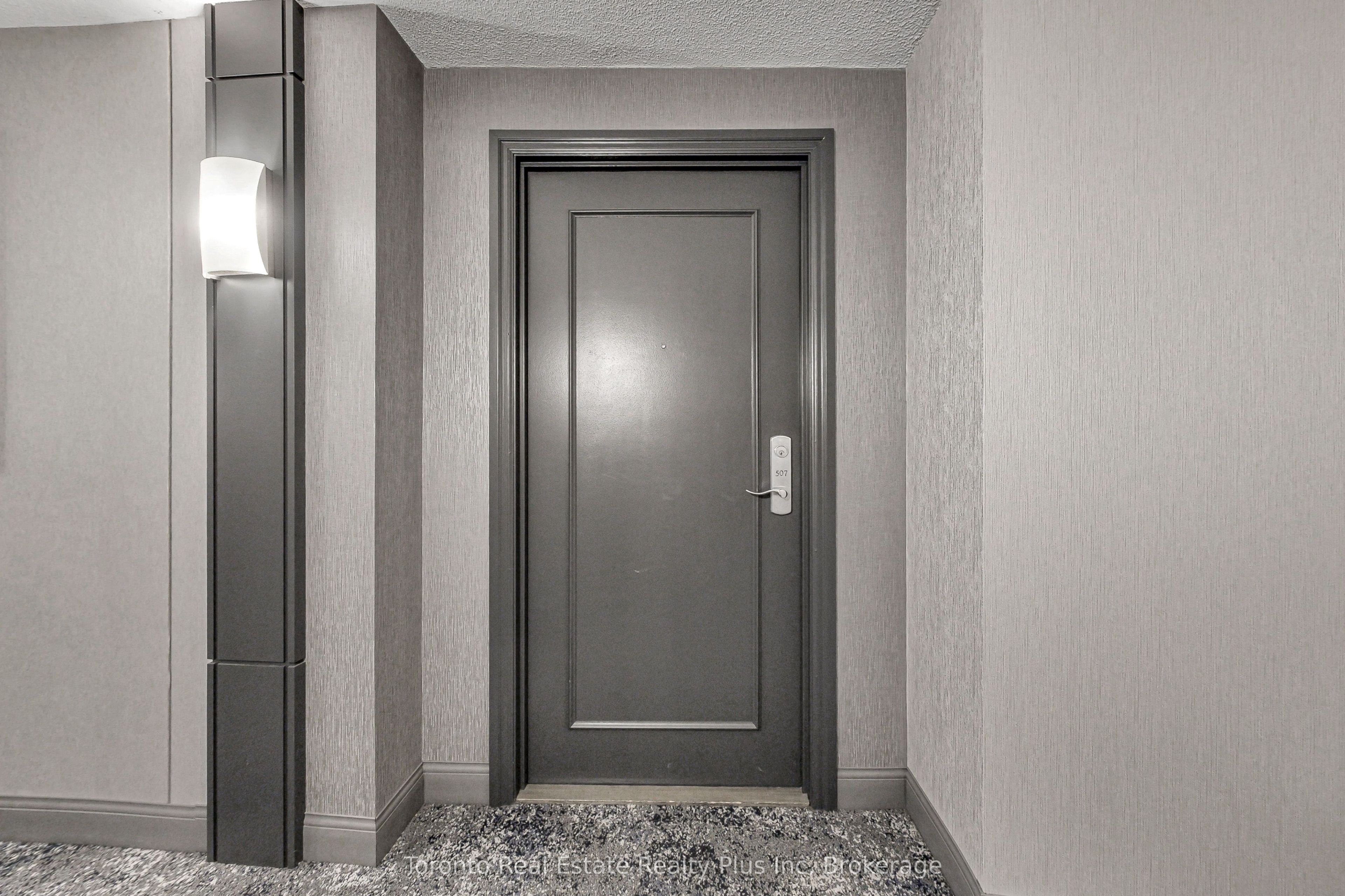 18 Valley Woods Road 507, Toronto, ON M3A 0A1 photo 5