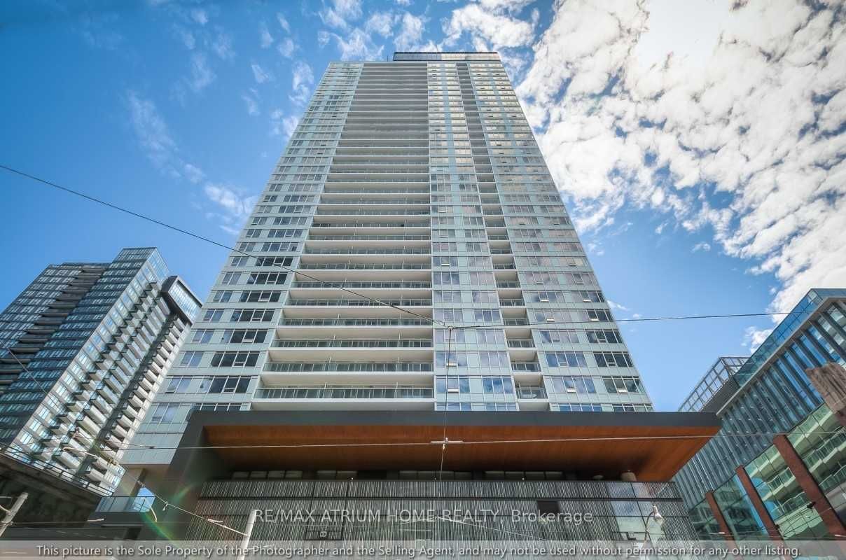 19 Bathurst Street 3206, Toronto, ON M5V 0N2 photo 4