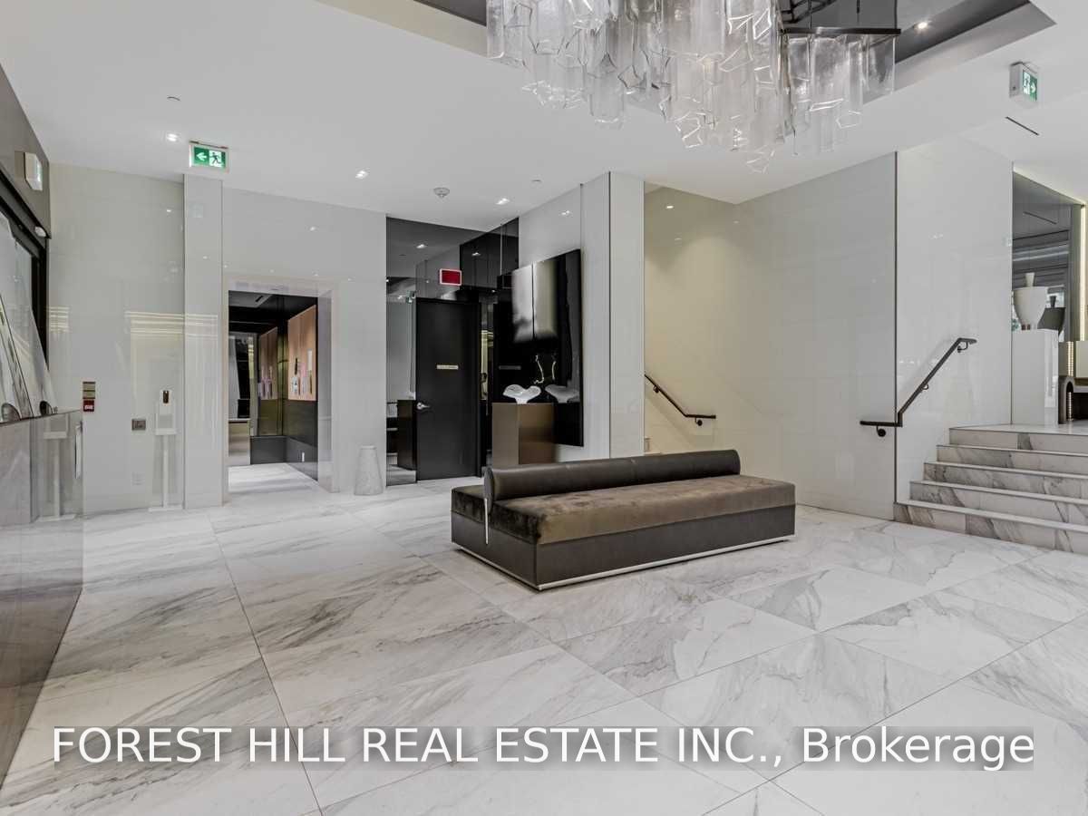 6 Parkwood Avenue Th102, Toronto, ON M4V 0A3 photo 3