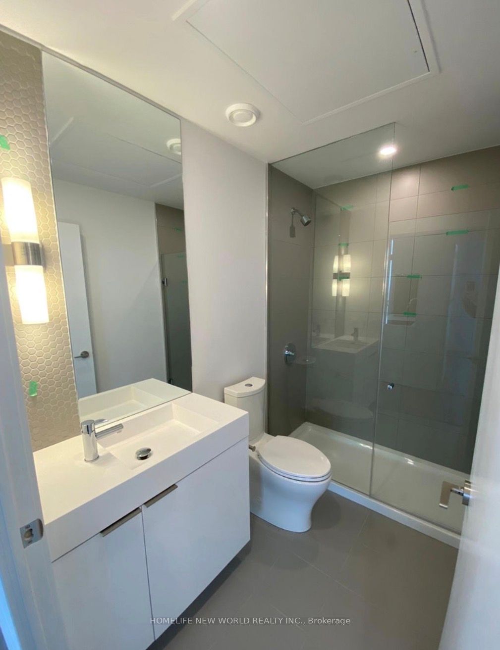 33 Helendale Avenue 1812, Toronto, ON M4R 0A4 photo 5