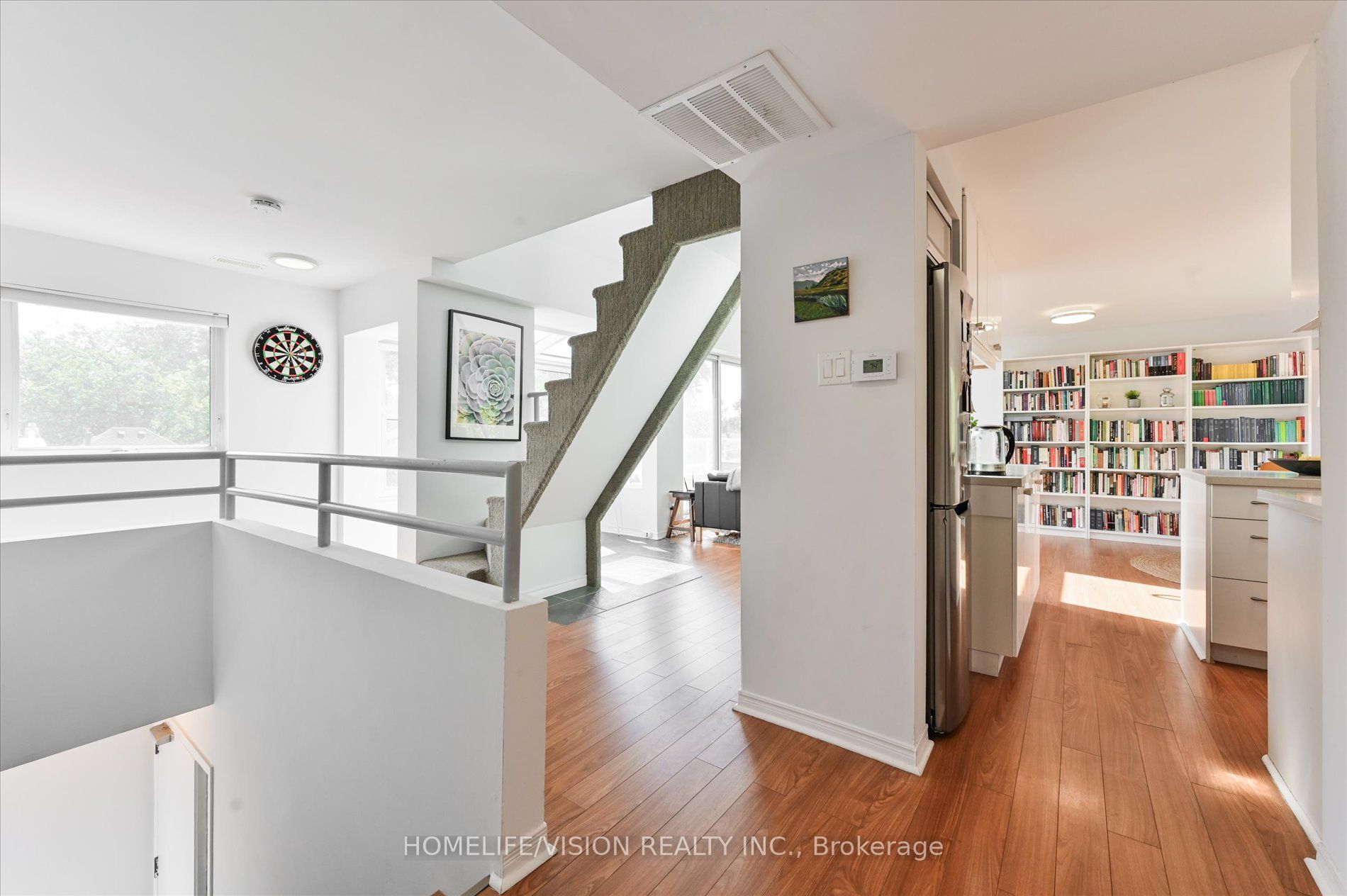 400 Summerhill Avenue 3rd Flr, Toronto, ON M4W 2E4 photo 5