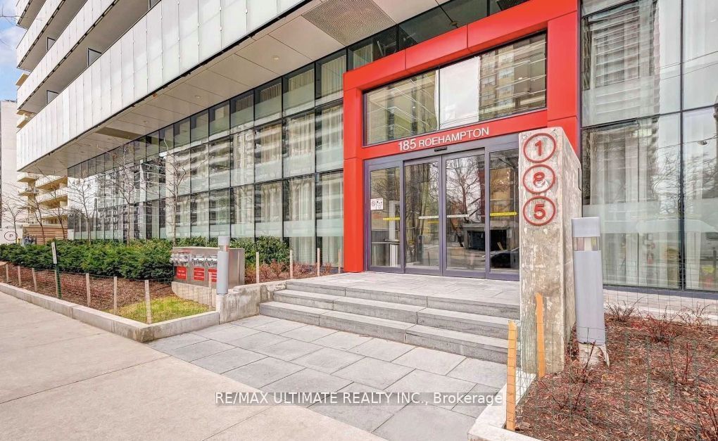 185 Roehampton Avenue 1902, Toronto, ON M4P 1R4 photo 2