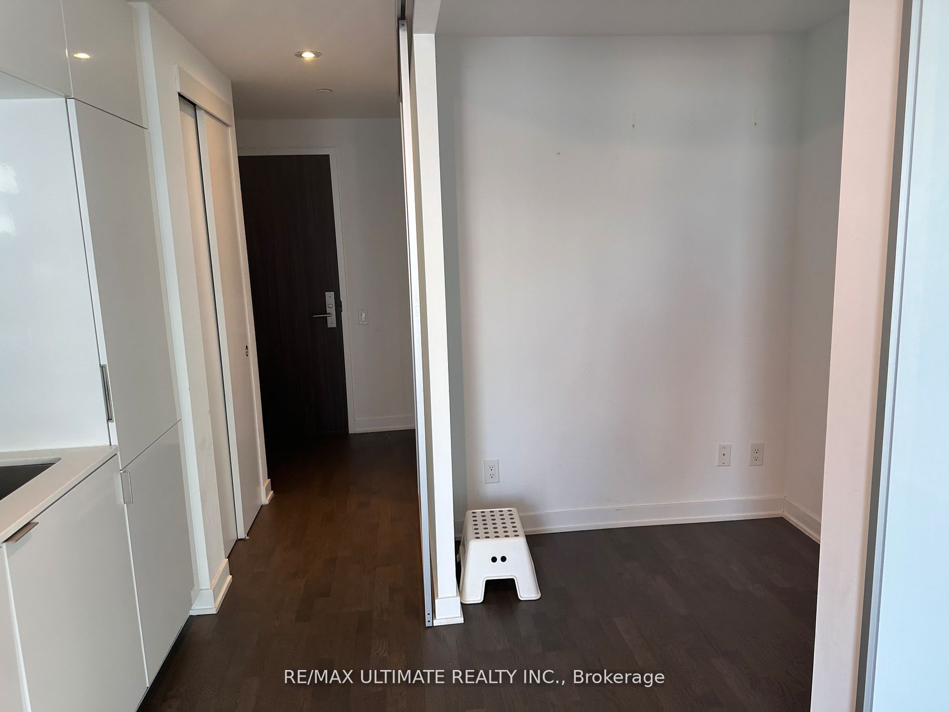 185 Roehampton Avenue 1902, Toronto, ON M4P 1R4 photo 5