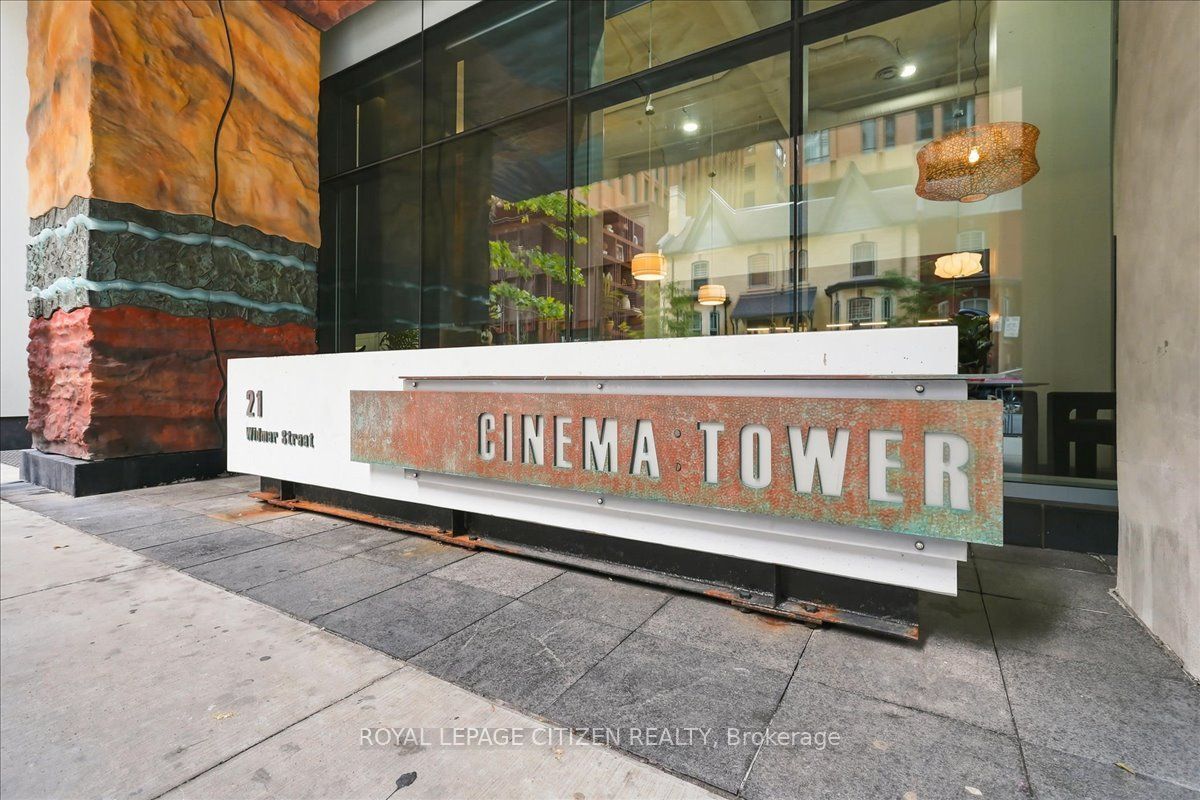 21 Widmer Street 1911, Toronto, ON M5V 0B8 photo 2