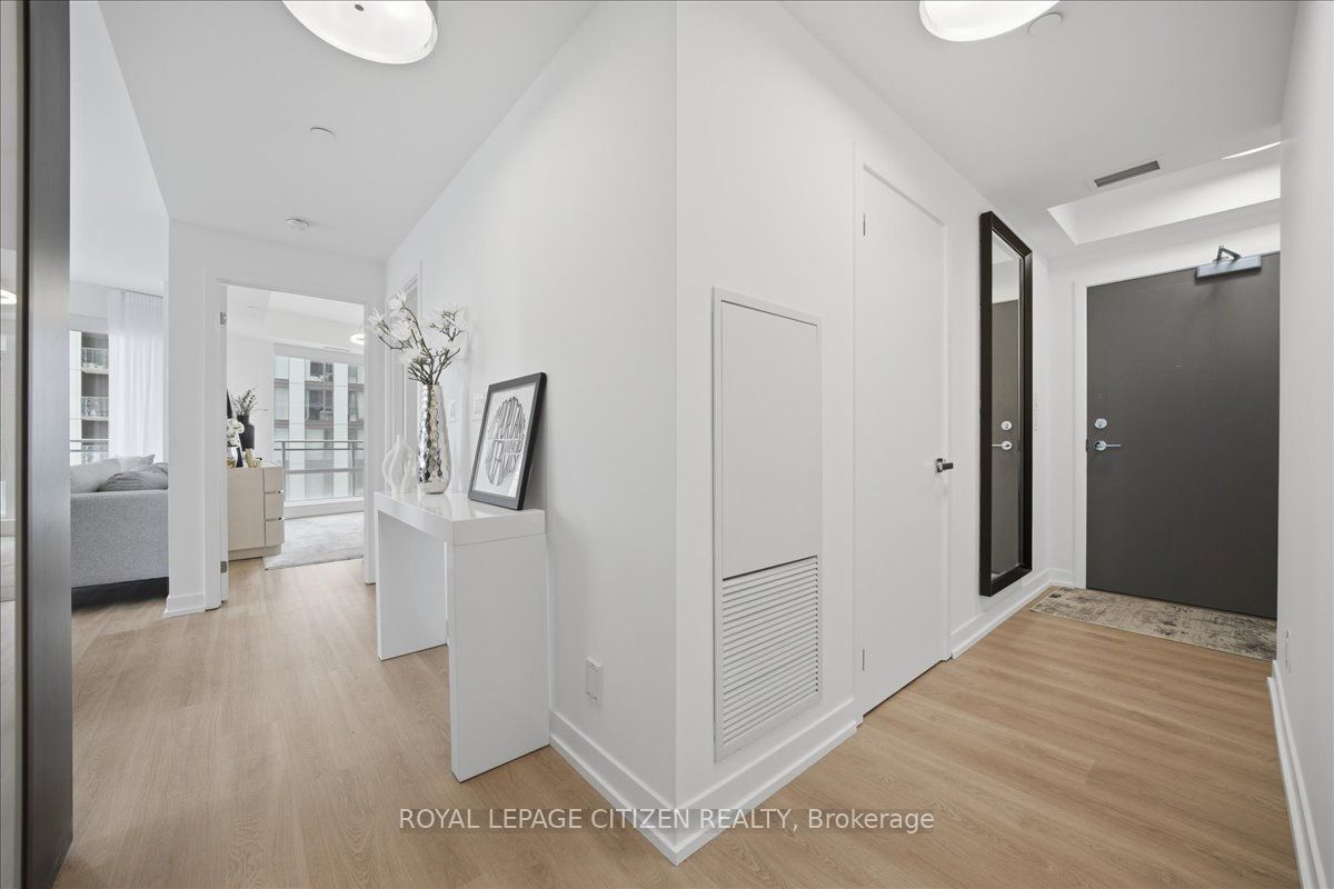 21 Widmer Street 1911, Toronto, ON M5V 0B8 photo 5
