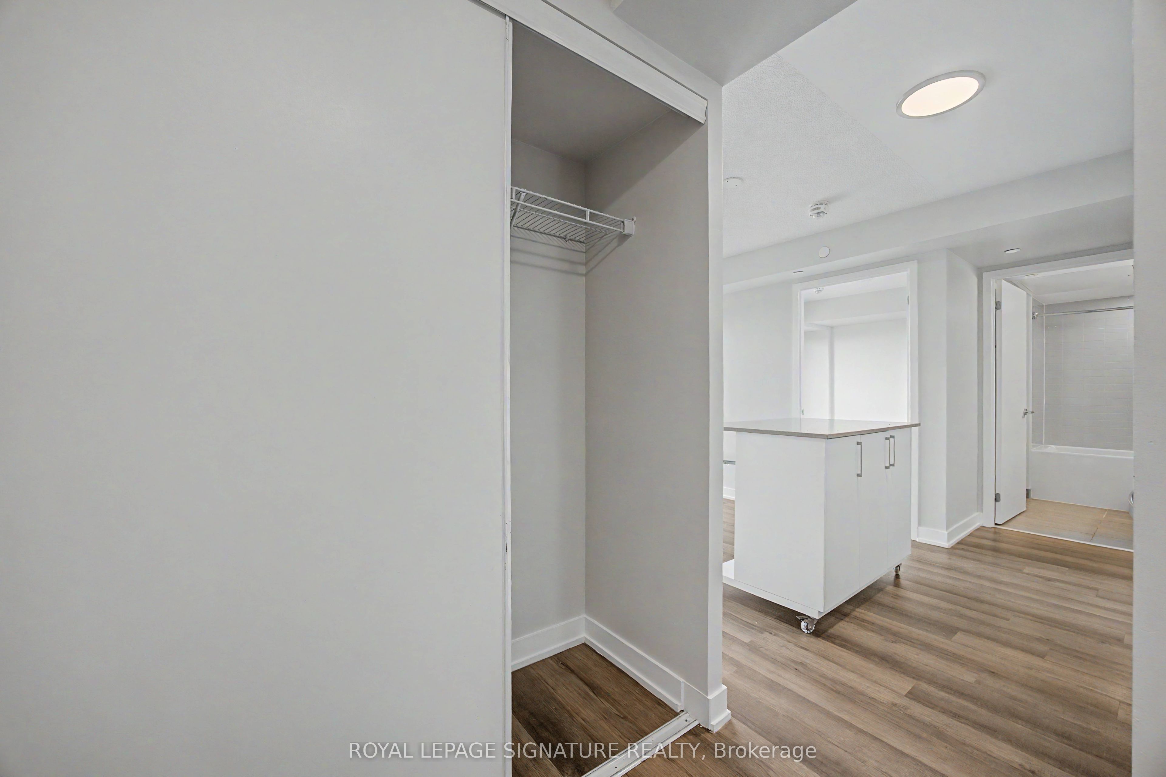 38 Monte Kwinter Court 522, Toronto, ON M3H 0E2 photo 2