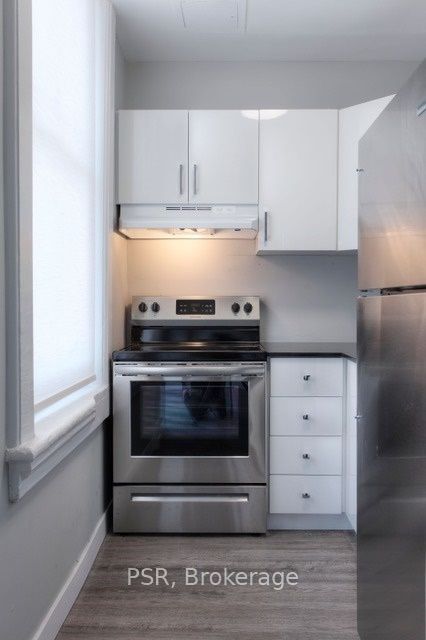 205 Gerrard Street E 7, Toronto, ON M5A 2E7 photo 4