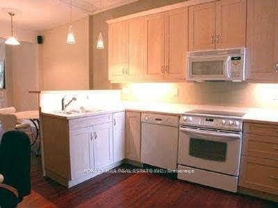 97 Brunswick Avenue Main, Toronto, ON M5S 2L8 photo 4
