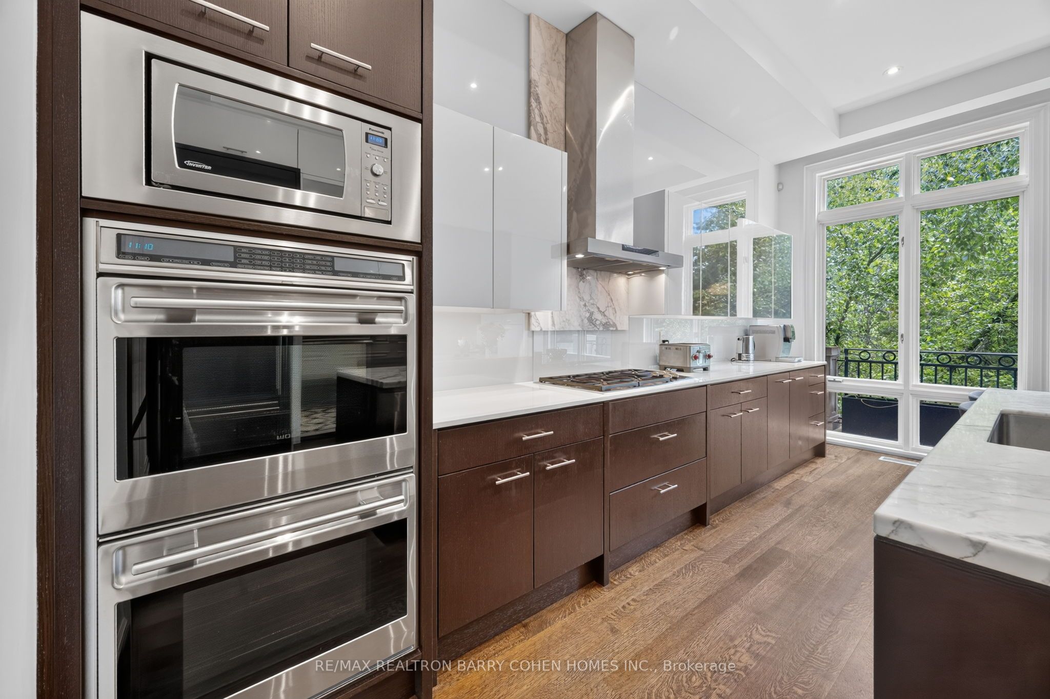 20B Woodlawn Avenue W, Toronto, ON M4V 1G7 photo 5