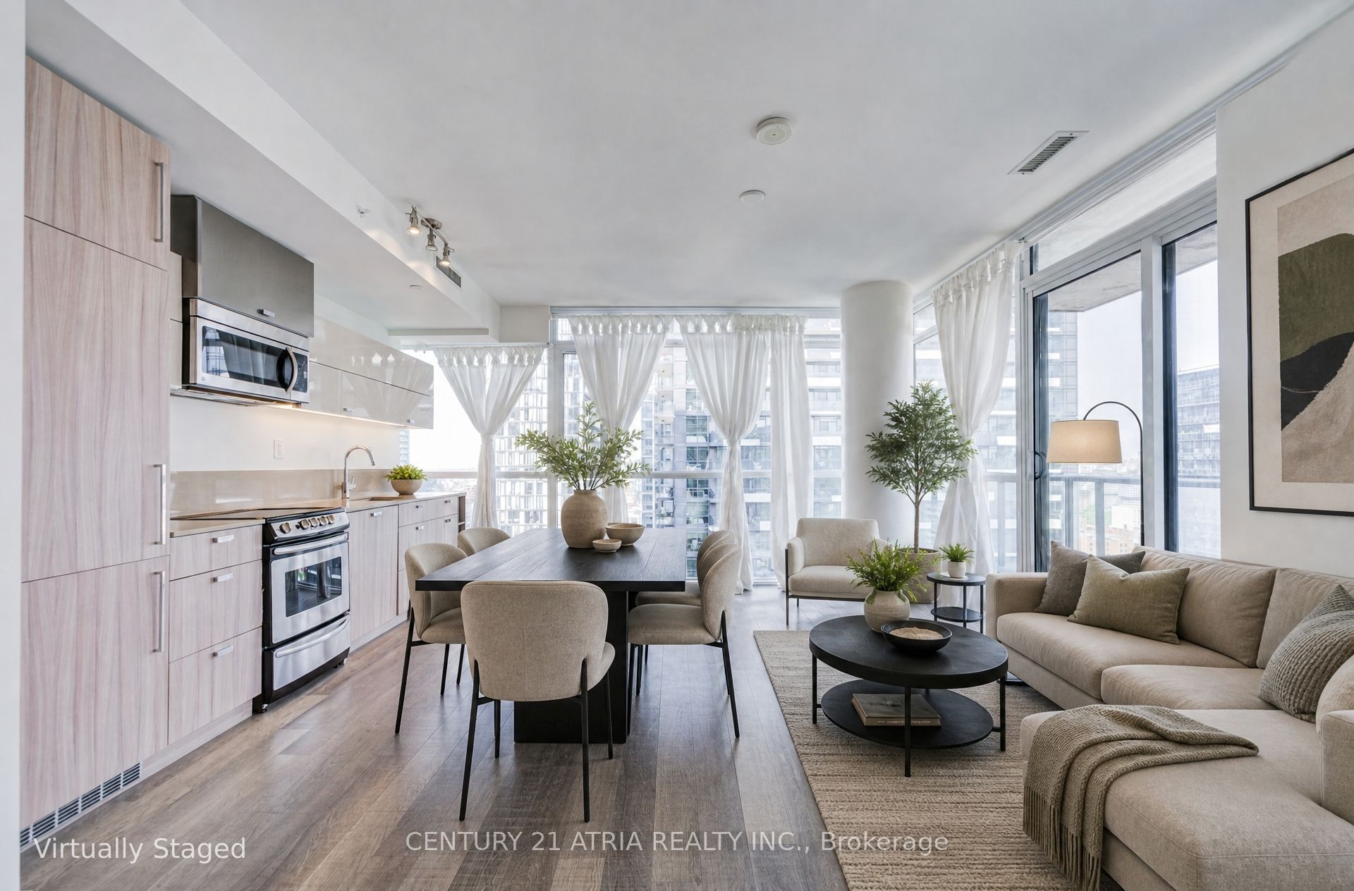 290 Adelaide Street W 2404, Toronto, ON M5V 0P3 photo 2