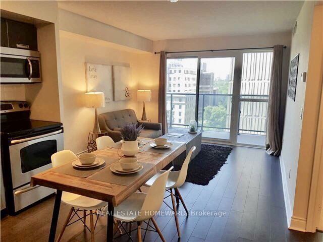28 Ted Rogers Way 1410, Toronto, ON M4Y 2J4 photo 4