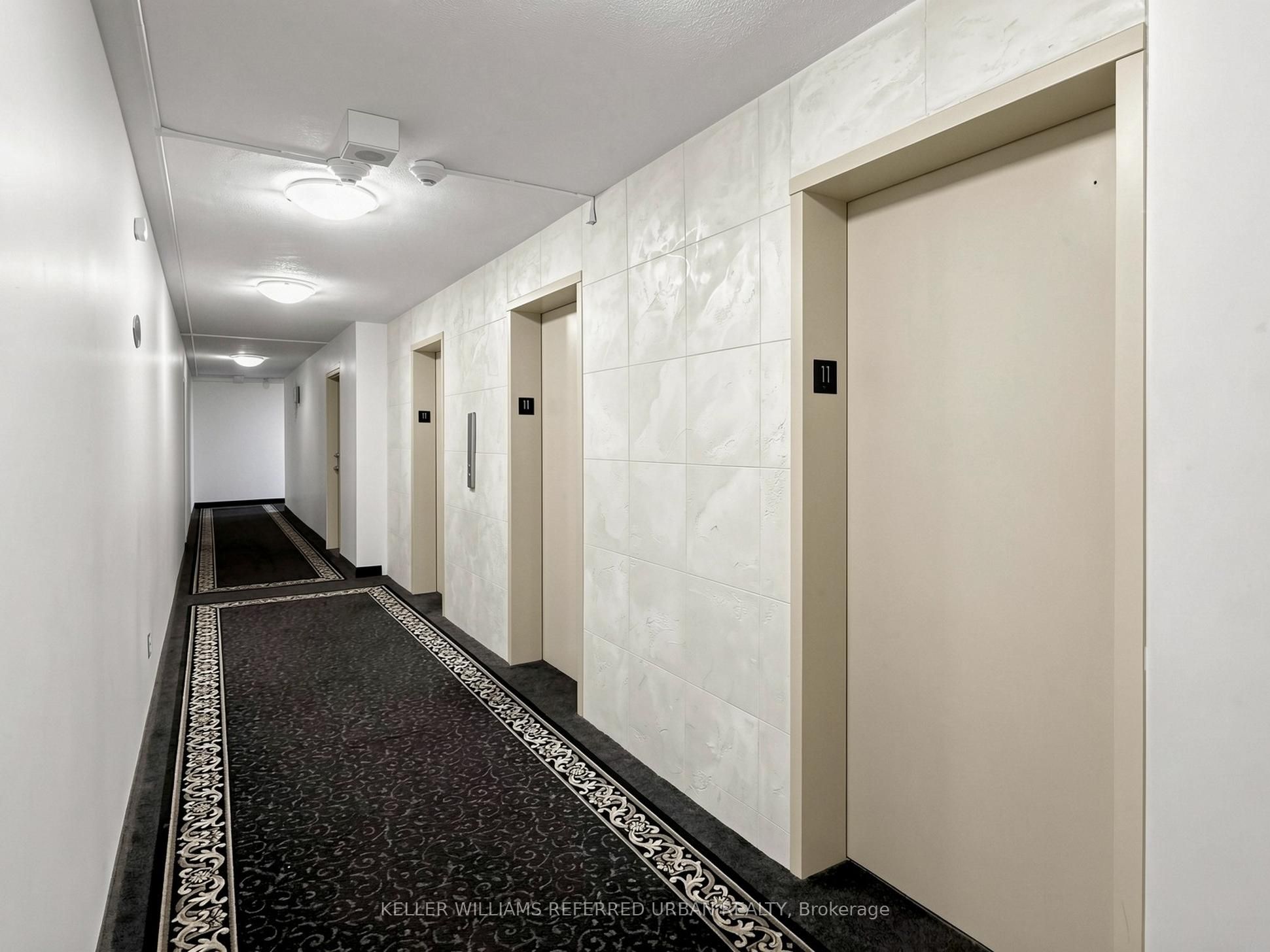 10 Parkway Forest Drive 1111, Toronto, ON M2J 1L3 photo 4