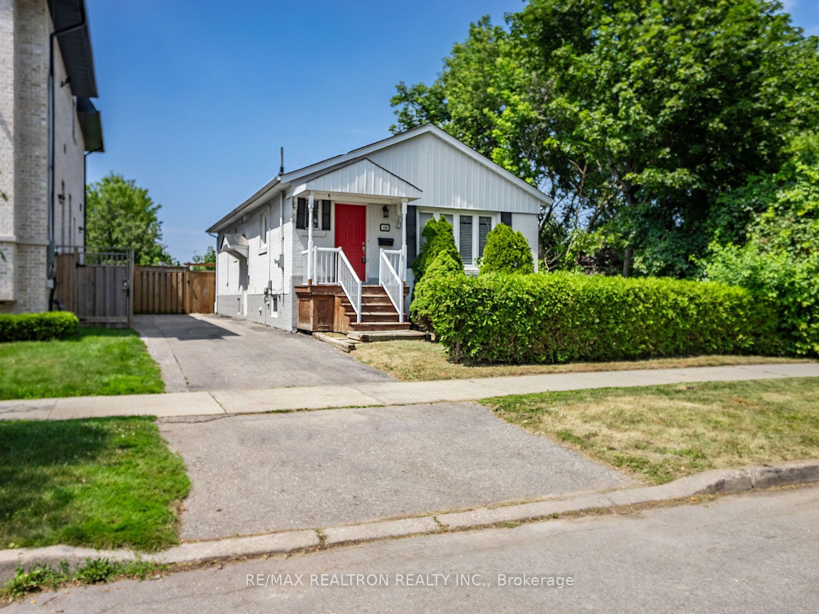 110 Gorman Park Road, Toronto, ON M3H 3K8 photo 4