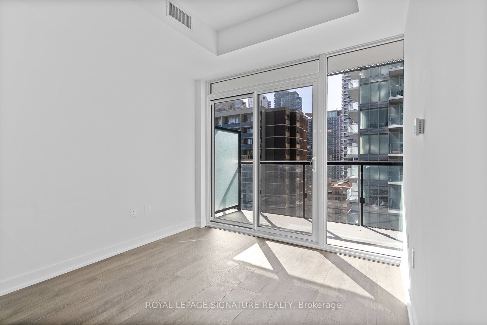 127 Broadway Avenue 1205, Toronto, ON M4P 1V4 photo 5
