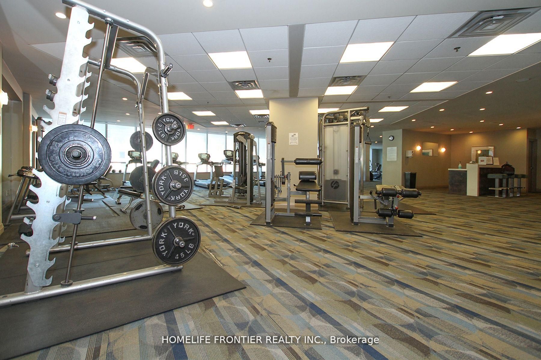 16 Yonge Street 2303, Toronto, ON M5E 2A1 photo 3
