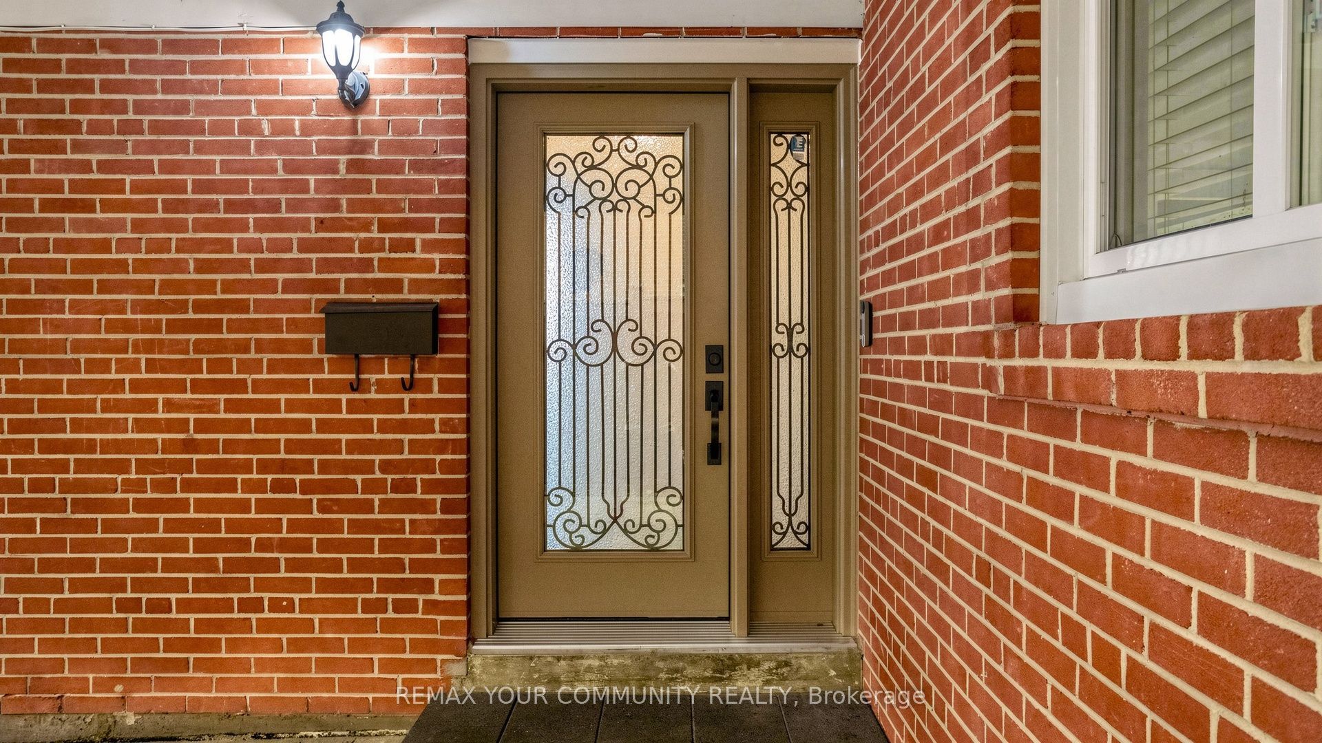 48 Crossbow Crescent, Toronto, ON M2J 3M4 photo 4