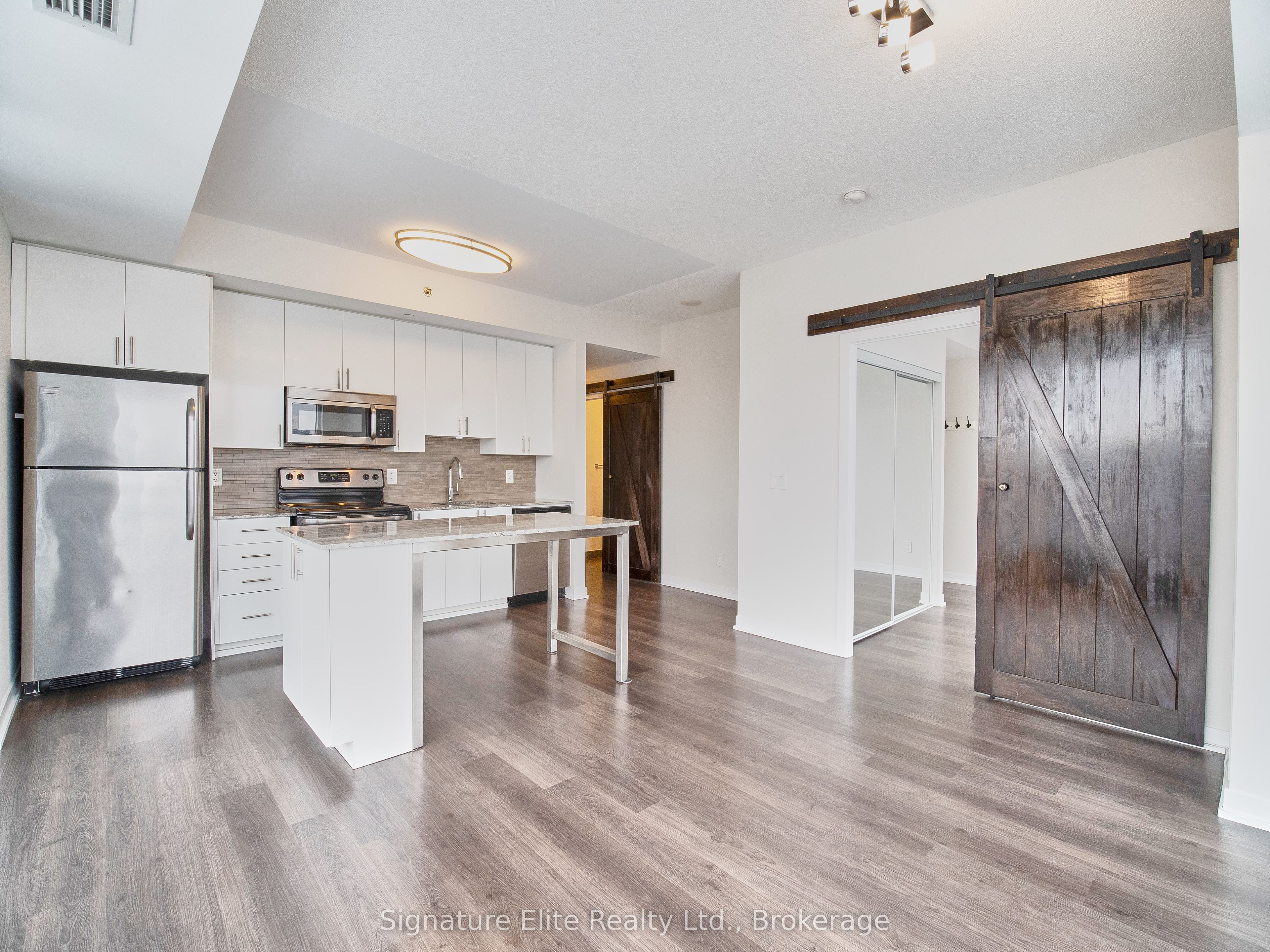 225 Sackville Street 2409, Toronto, ON M5A 3H1 photo 4
