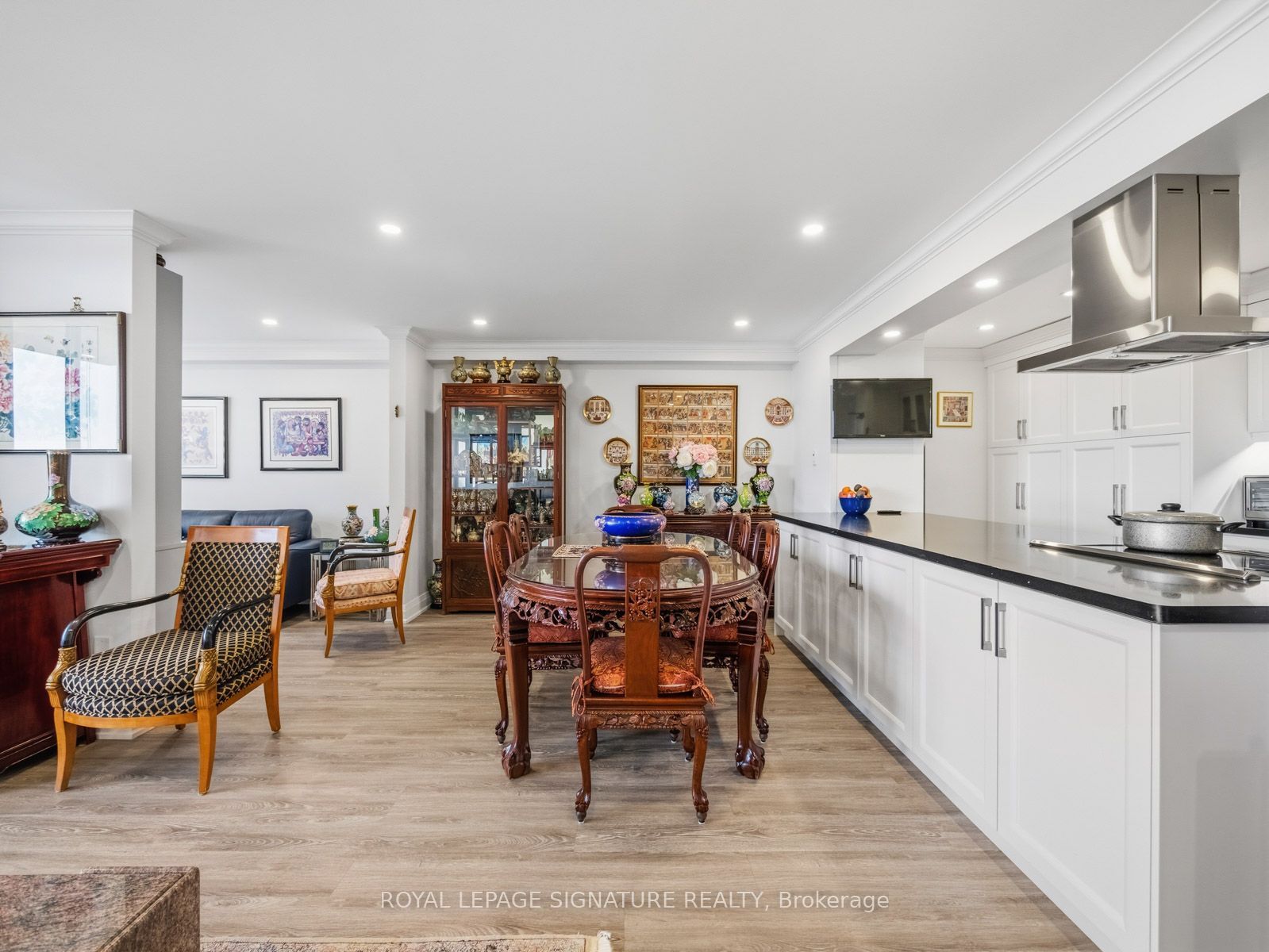 100 Canyon Avenue 906, Toronto, ON M3H 5T9 photo 5