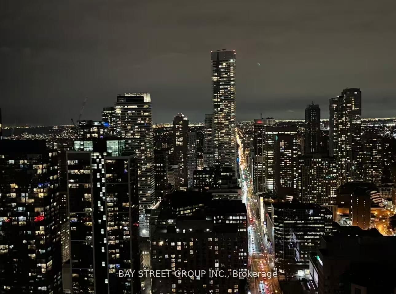 395 Bloor Street E 4503, Toronto, ON M4W 0B4 photo 2