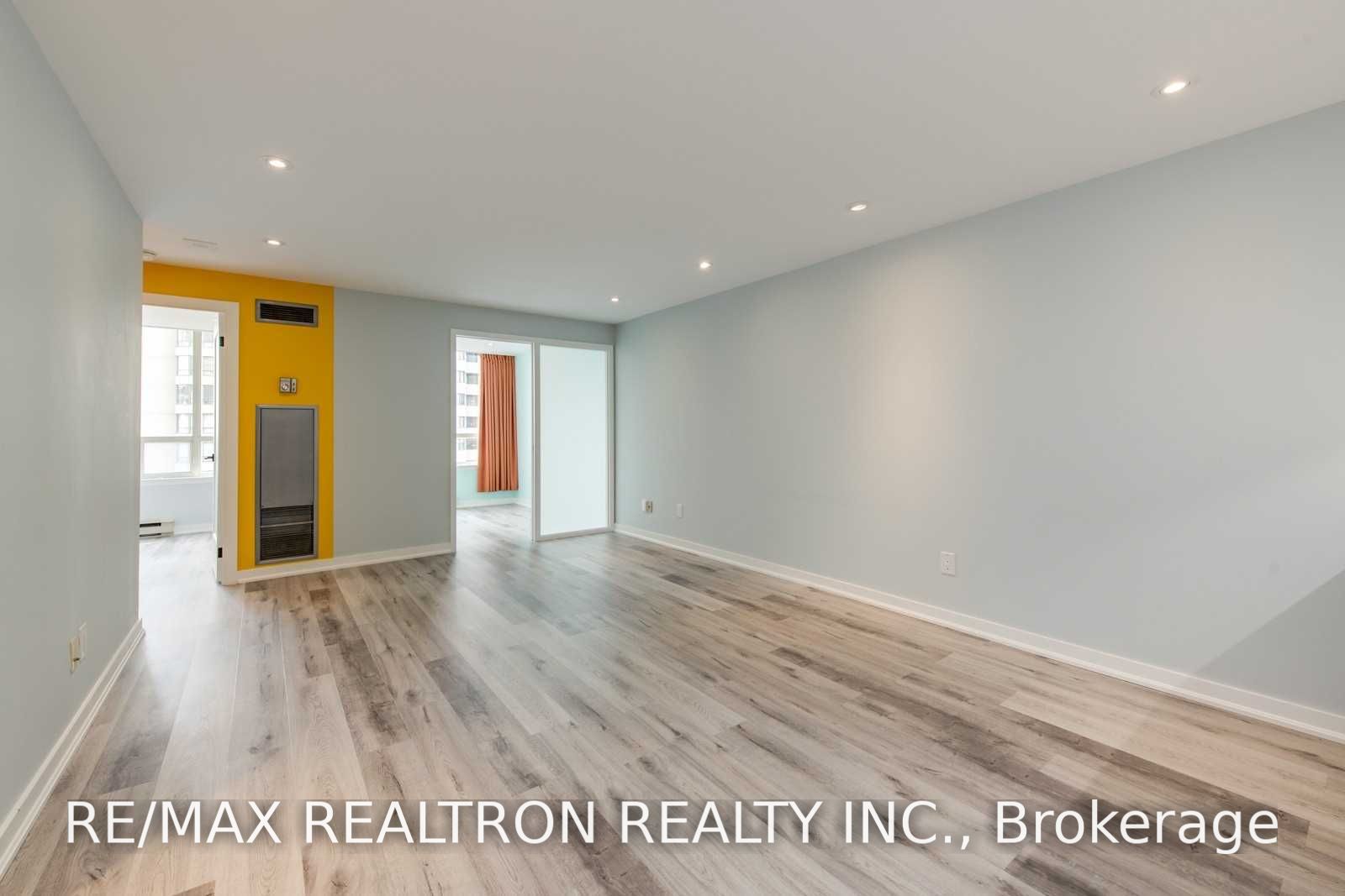 30 Greenfield Avenue 905, Toronto, ON M2N 6N3 photo 4