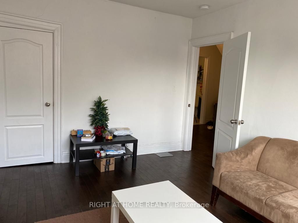 134 Huron Street 2, Toronto, ON M5T 2B2 photo 3