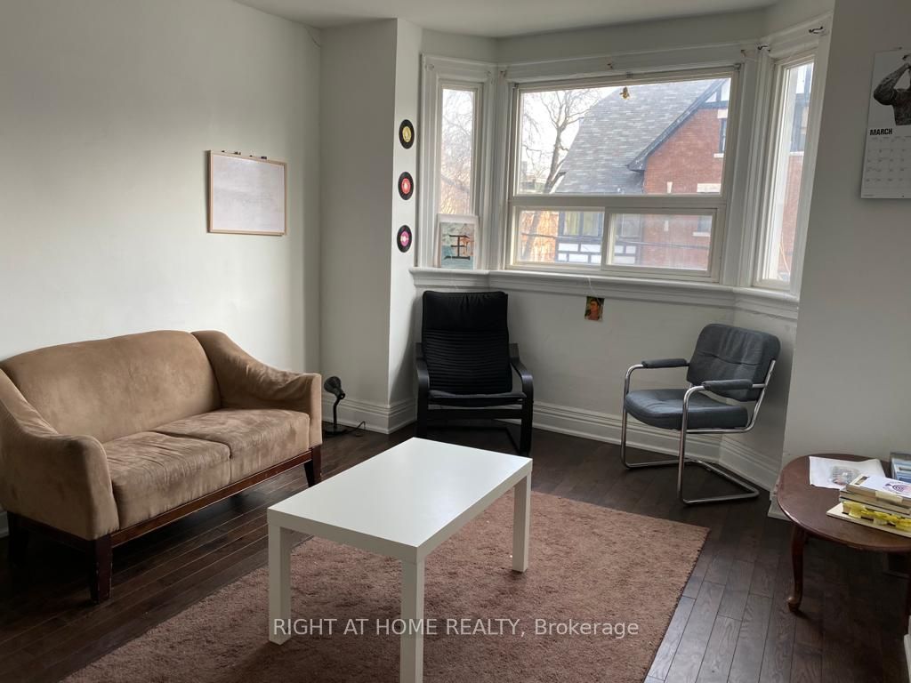 134 Huron Street 2, Toronto, ON M5T 2B2 photo 4