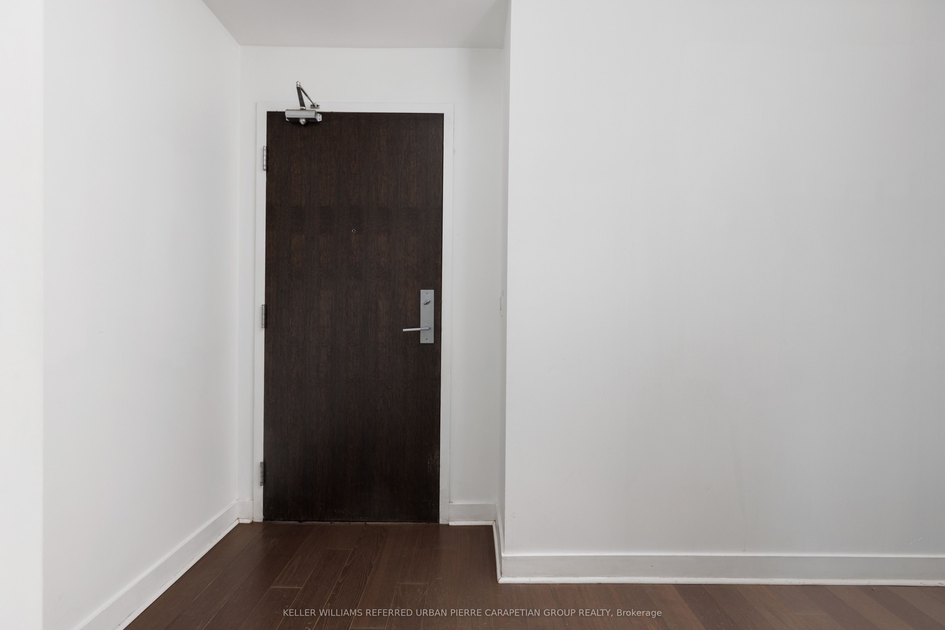 156 Portland Street 610, Toronto, ON M5V 0G1 photo 5