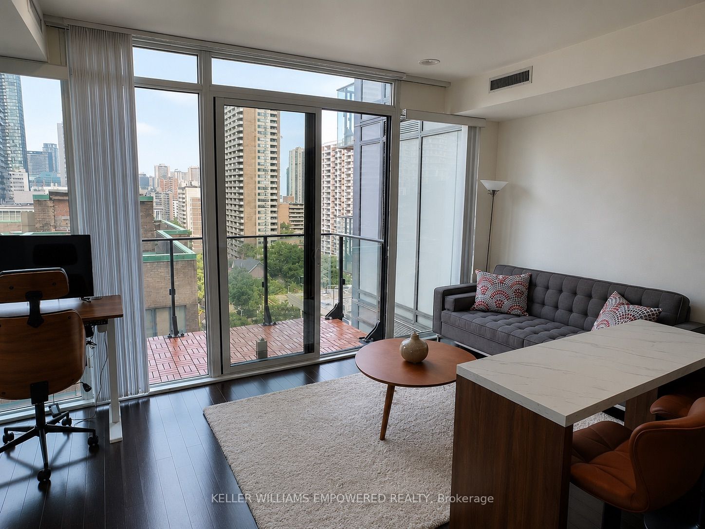 75 St Nicholas Street 1109, Toronto, ON M4Y 0A5 photo 2