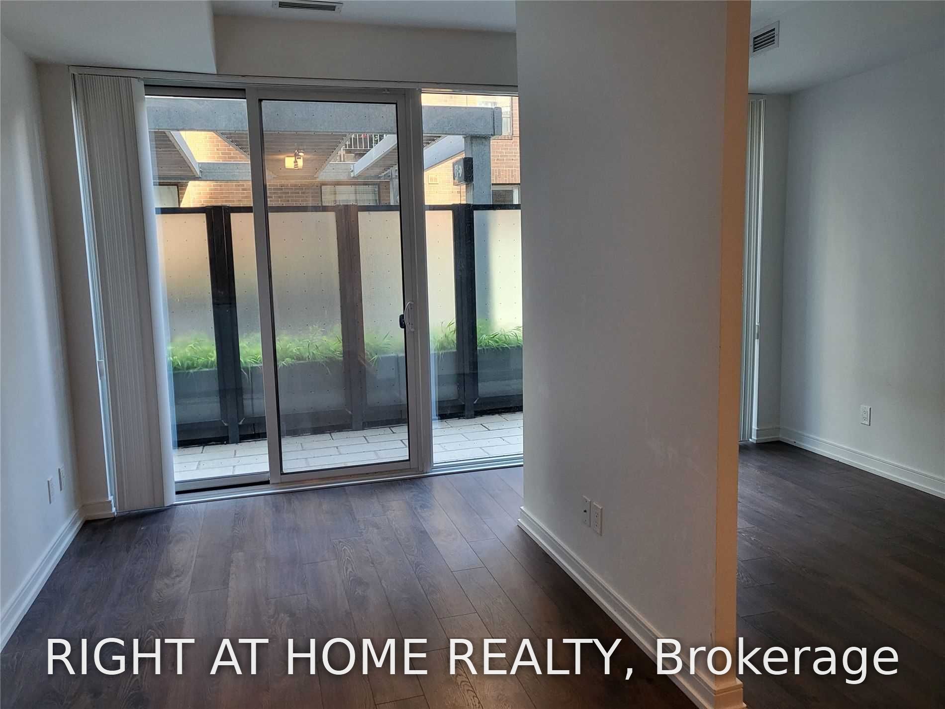 28 Wellesley Street E 207, Toronto, ON M4Y 0C4 photo 5