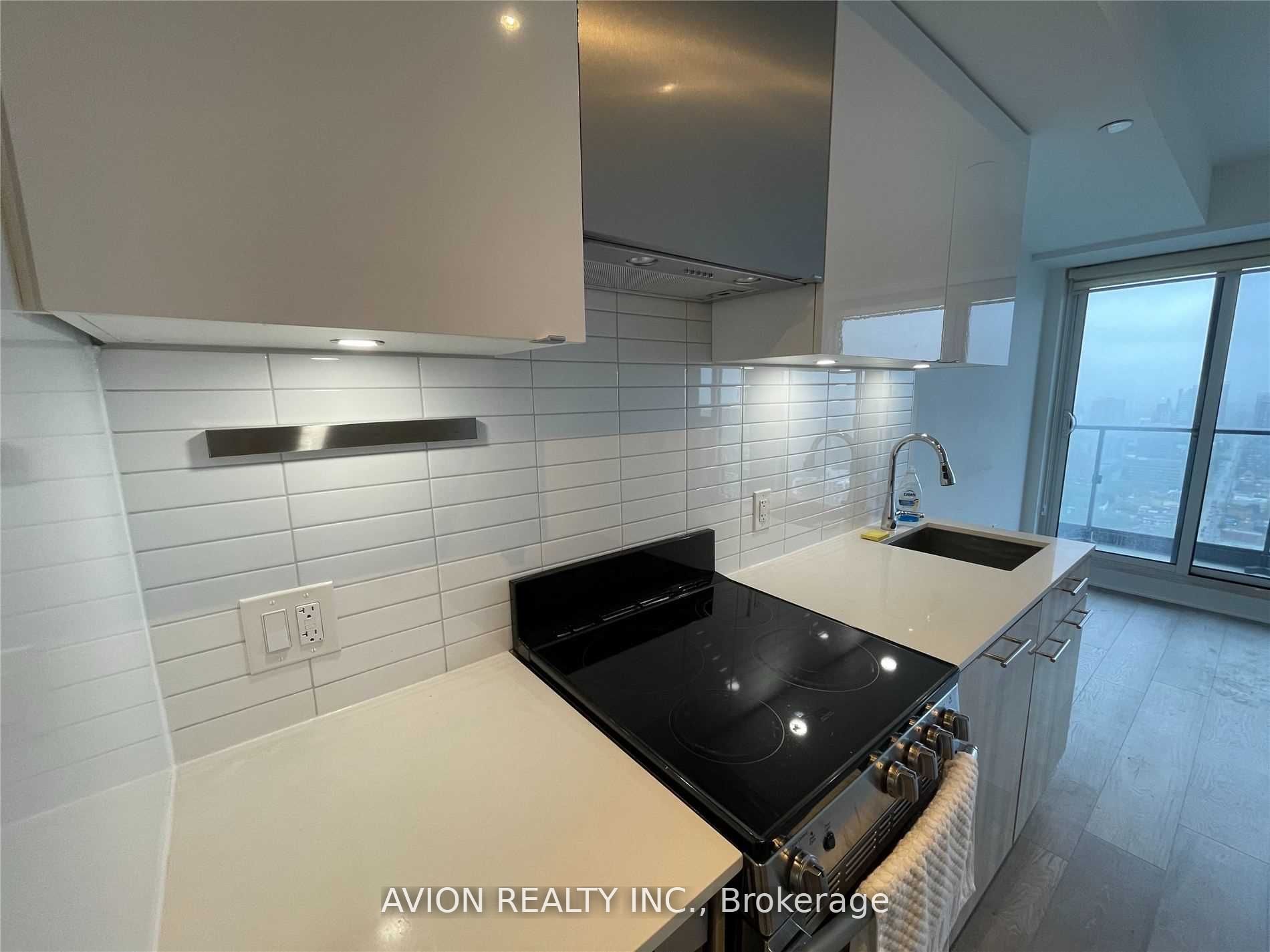 251 Jarvis Street 3615, Toronto, ON M5B 0C3 photo 4