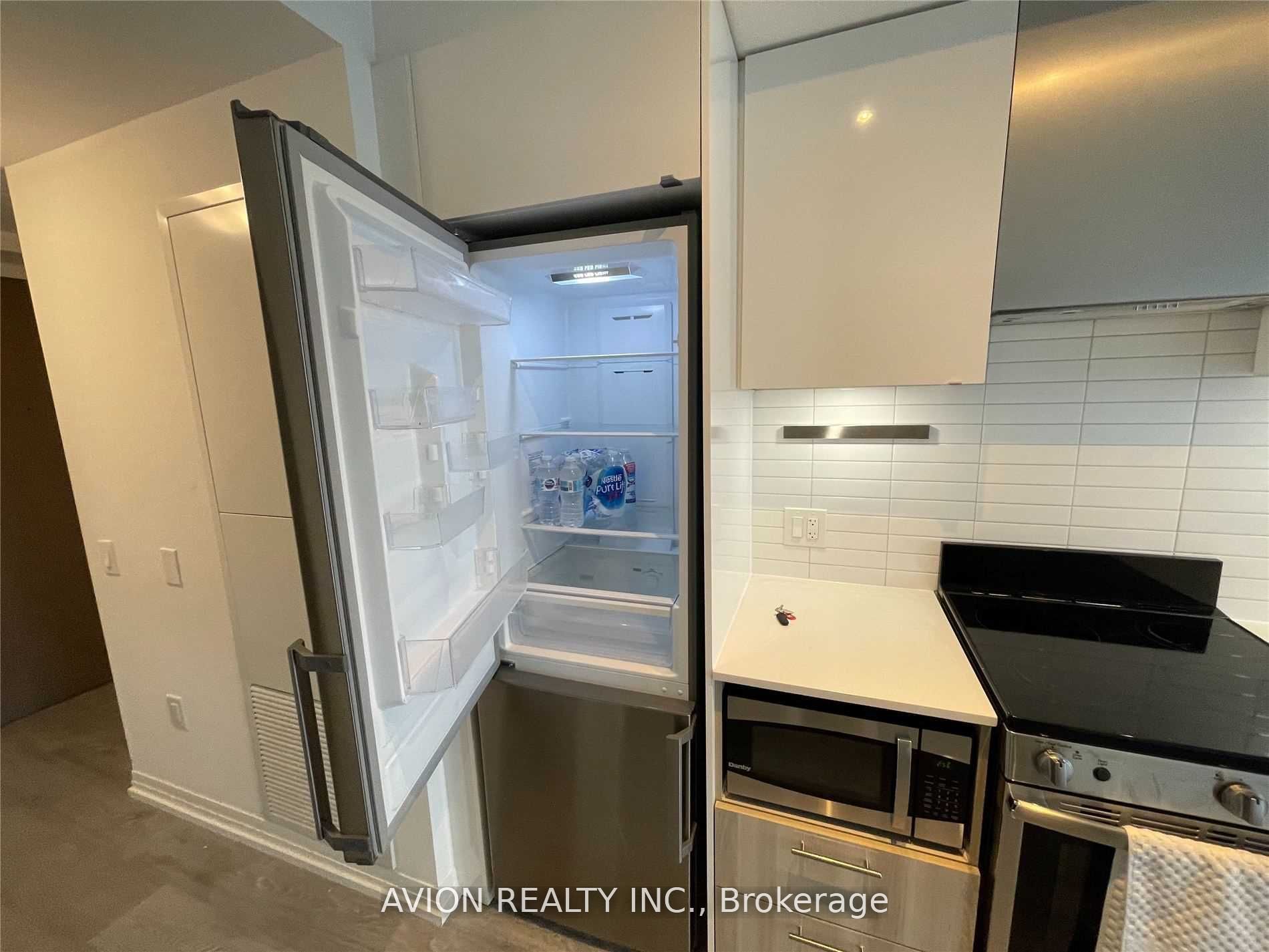 251 Jarvis Street 3615, Toronto, ON M5B 0C3 photo 5