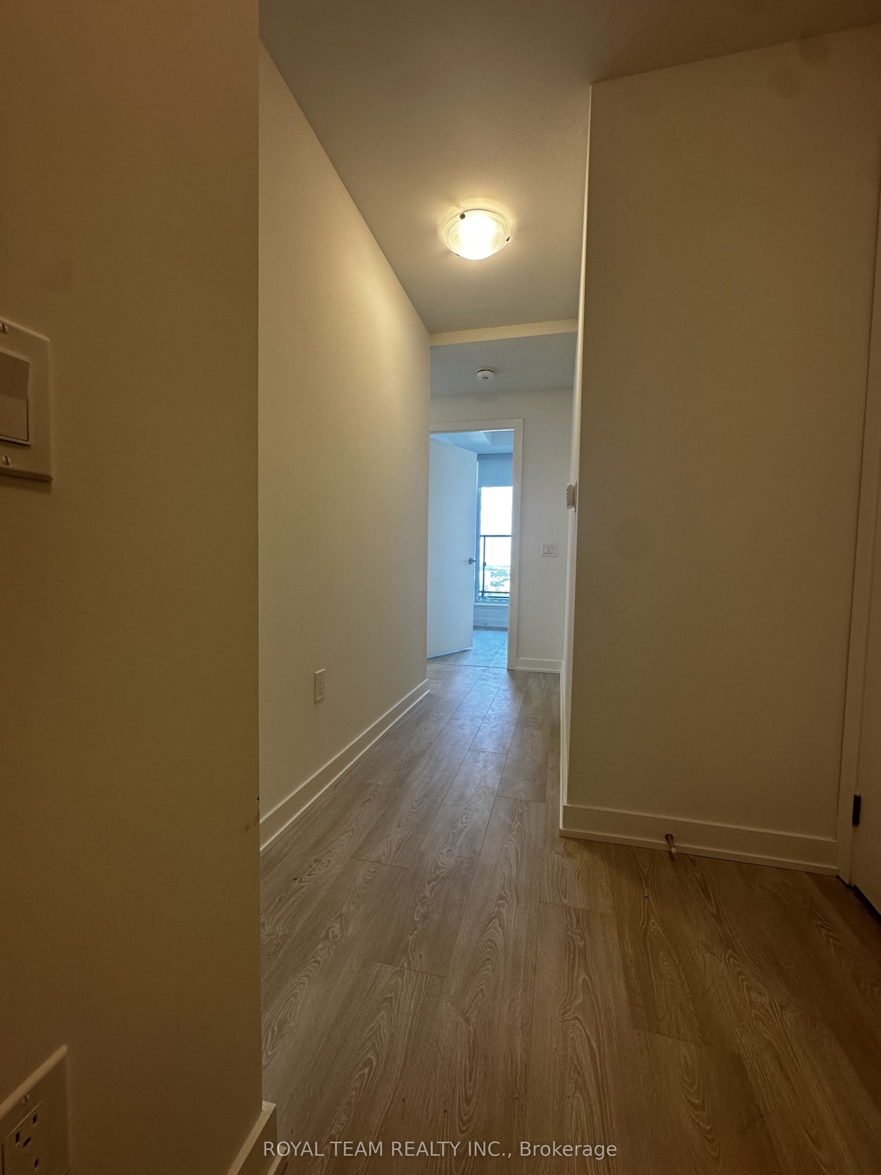 1 Quarrington Lane 3409, Toronto, ON M3C 0S4 photo 2
