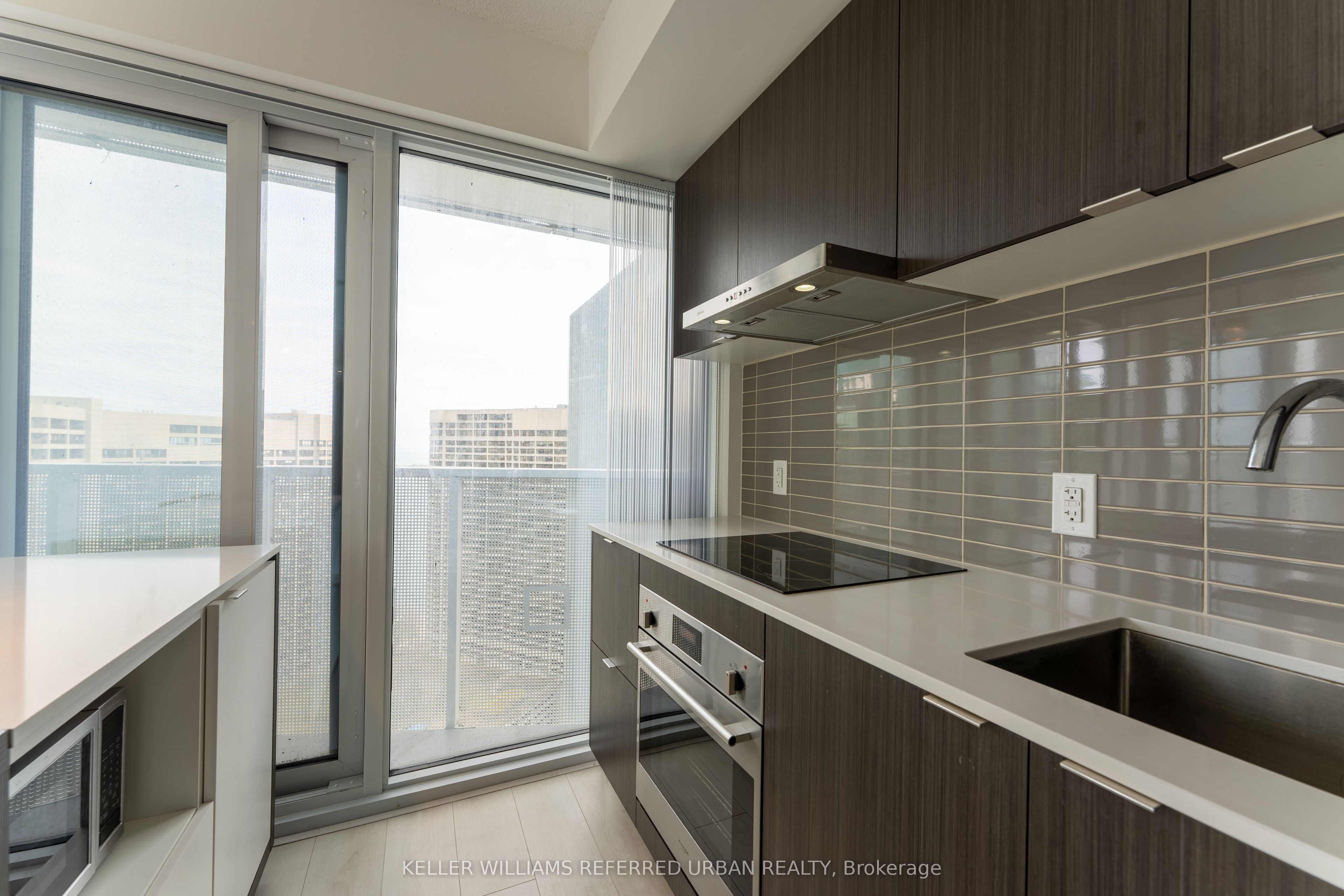 88 Harbour Street 3207, Toronto, ON M5J 0C3 photo 2