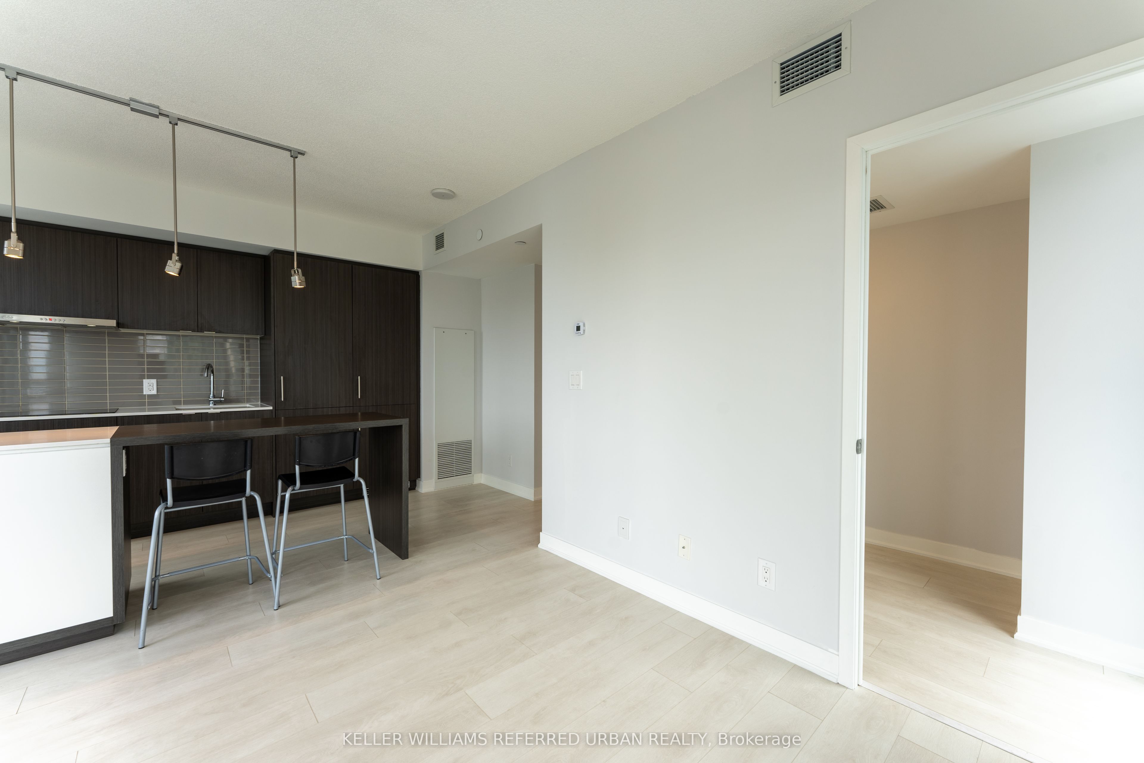 88 Harbour Street 3207, Toronto, ON M5J 0C3 photo 5