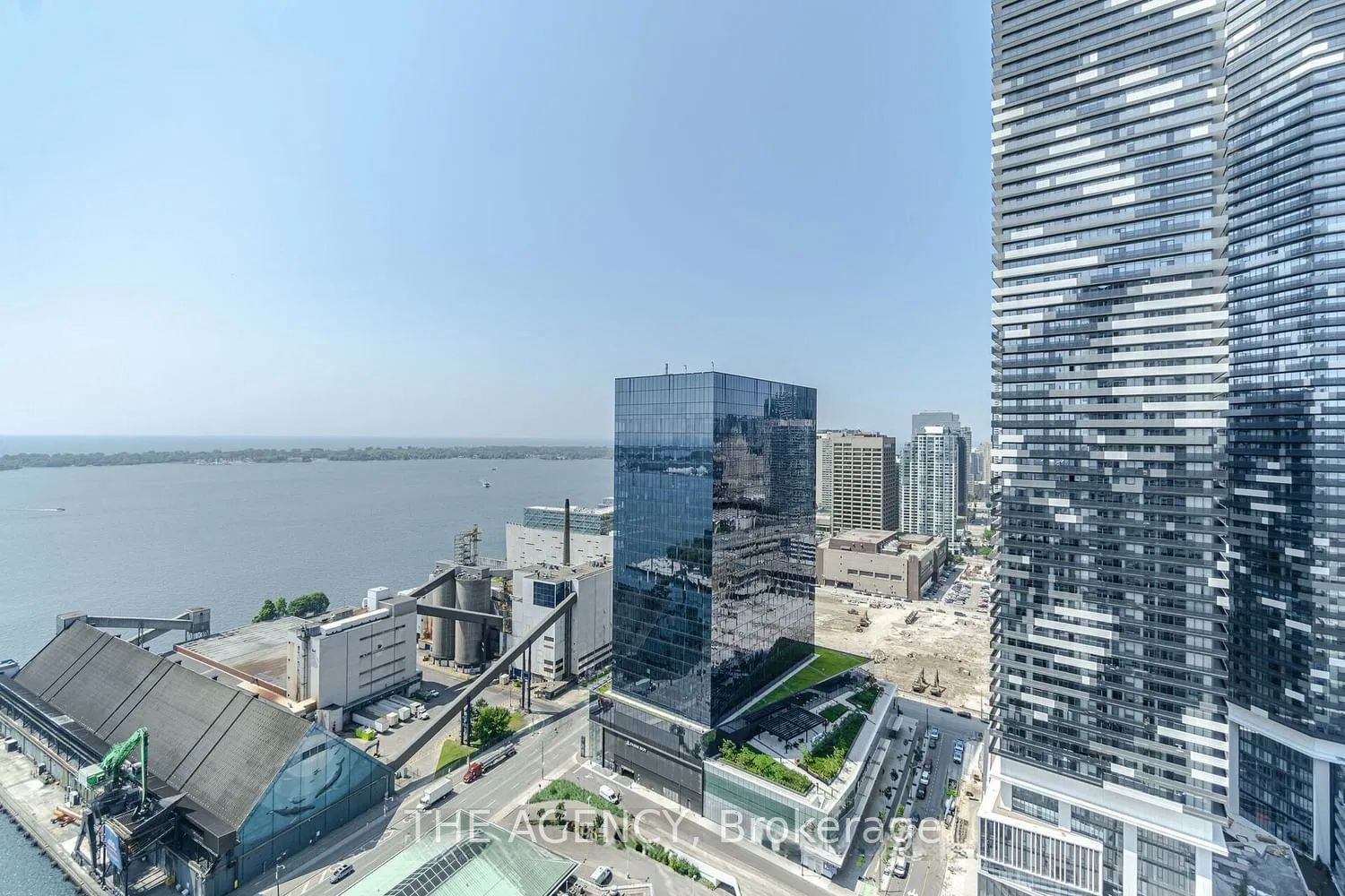 15 Lower Jarvis Street 3006, Toronto, ON M5E 1R7 photo 2