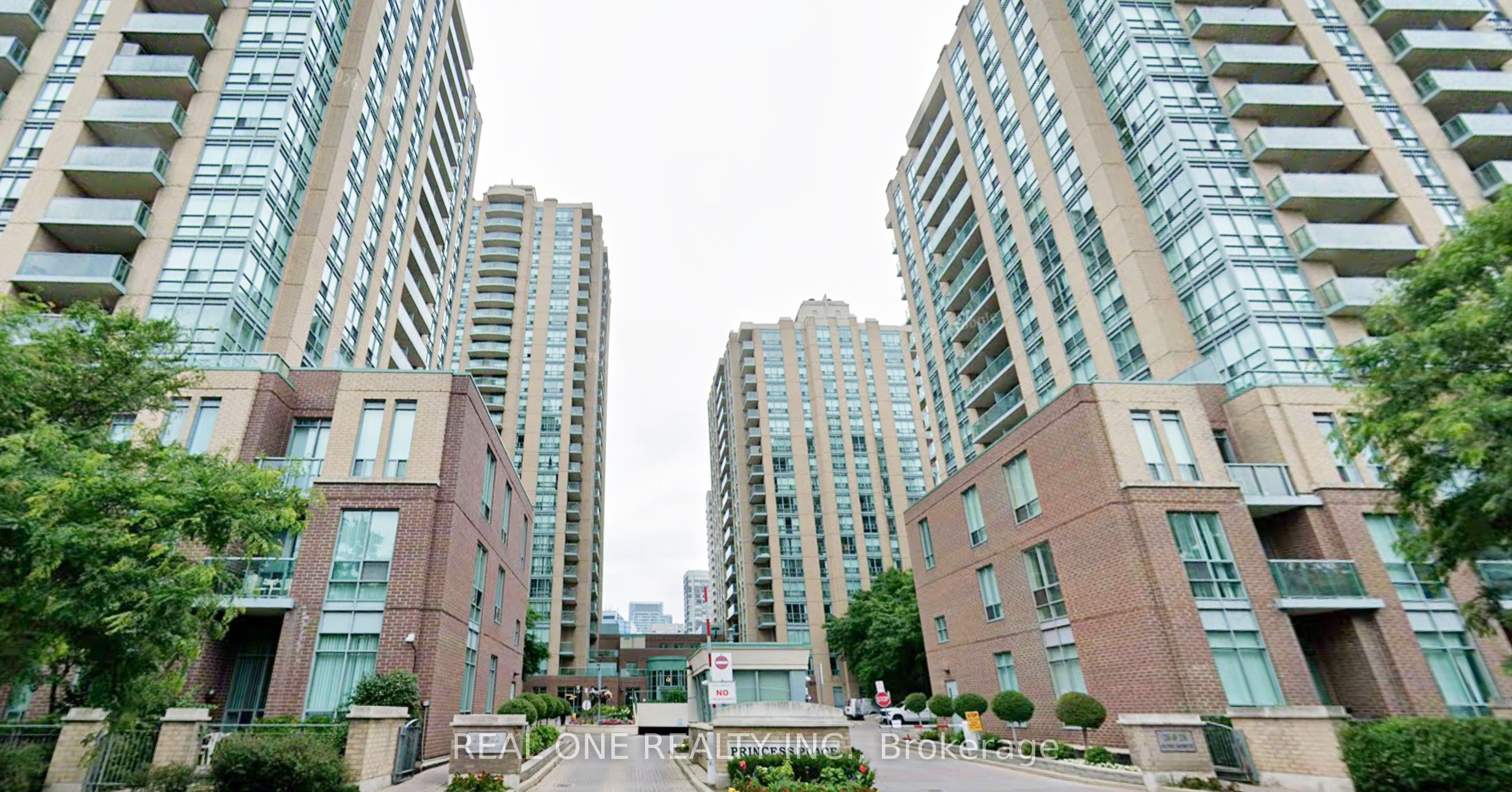 26 Olive Avenue 1902, Toronto, ON M2N 7G7