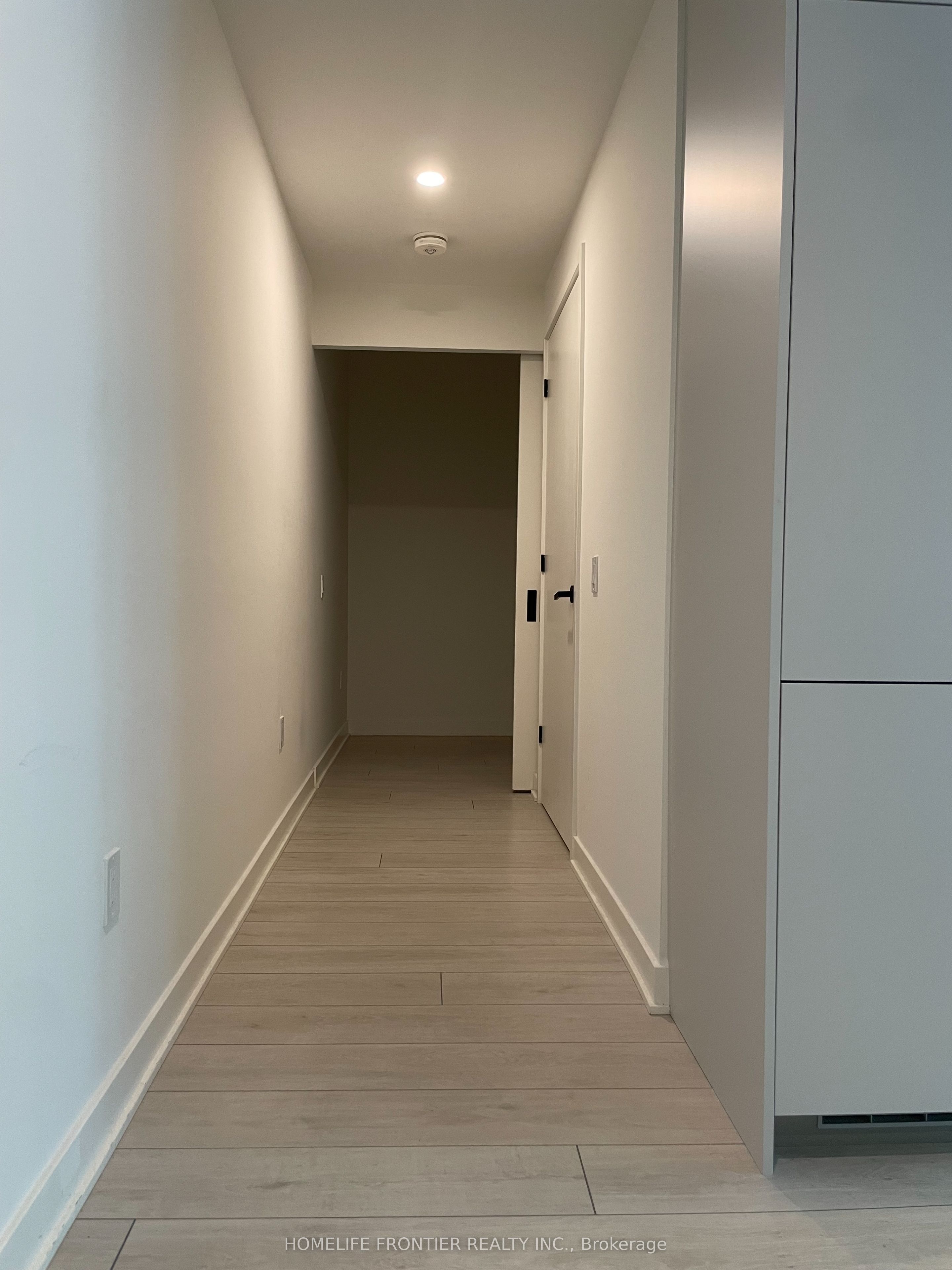 55 Charles Street E 2907, Toronto, ON M4Y 0J1 photo 5