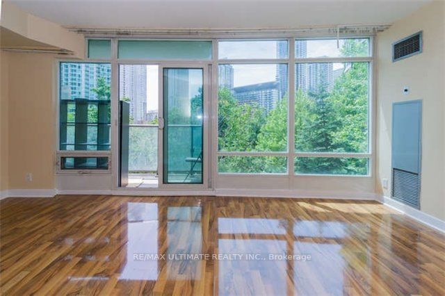 361 Front Street W 326, Toronto, ON M5V 3R5 photo 4