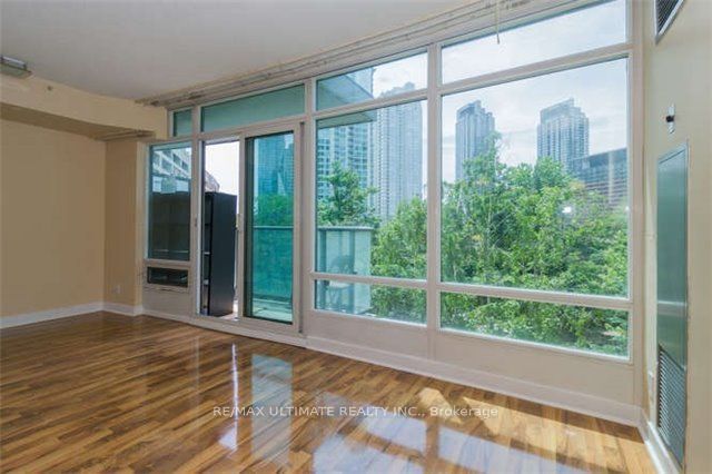 361 Front Street W 326, Toronto, ON M5V 3R5 photo 5