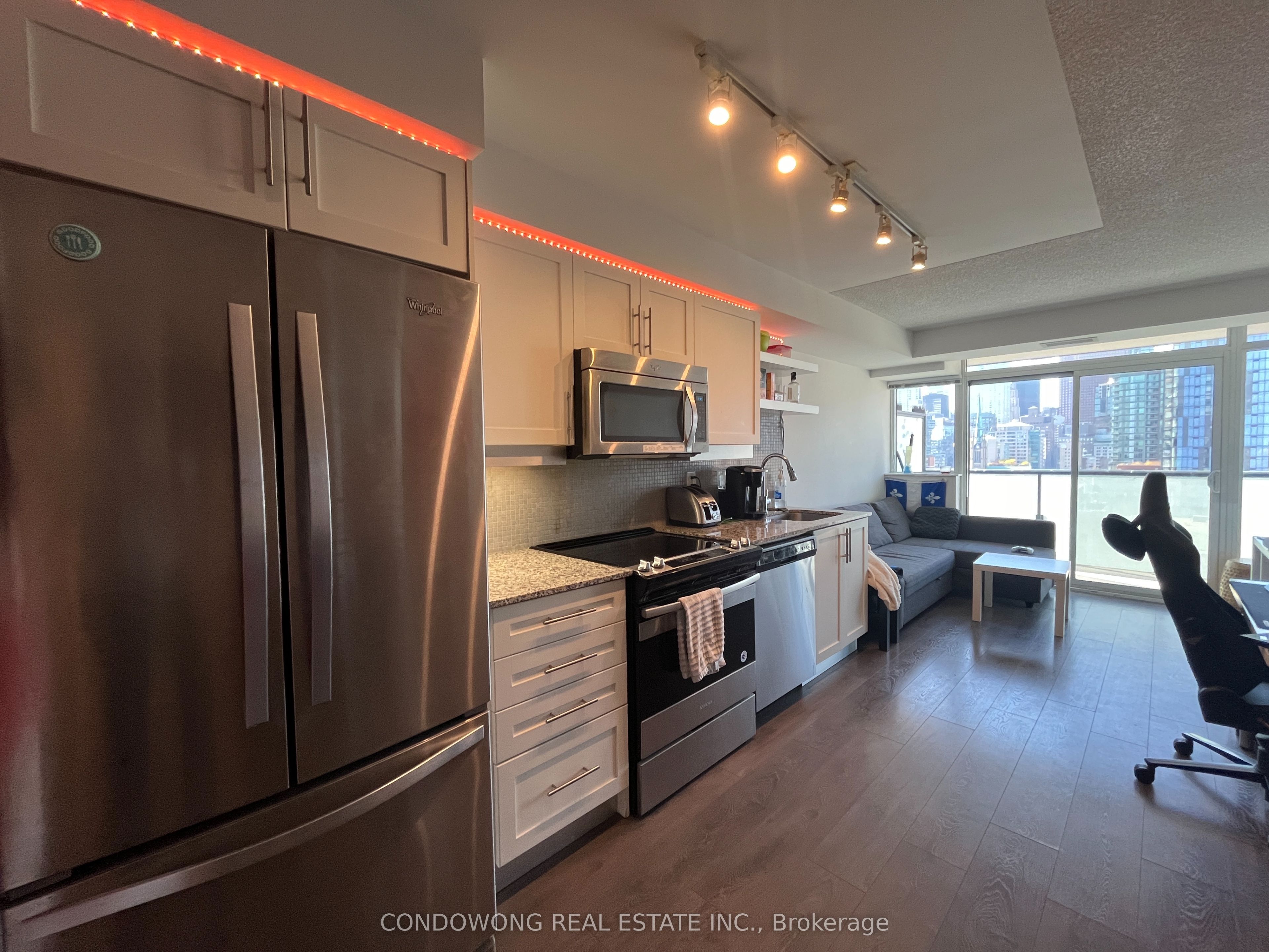 400 Adelaide Street E 1910, Toronto, ON M5A 4S3