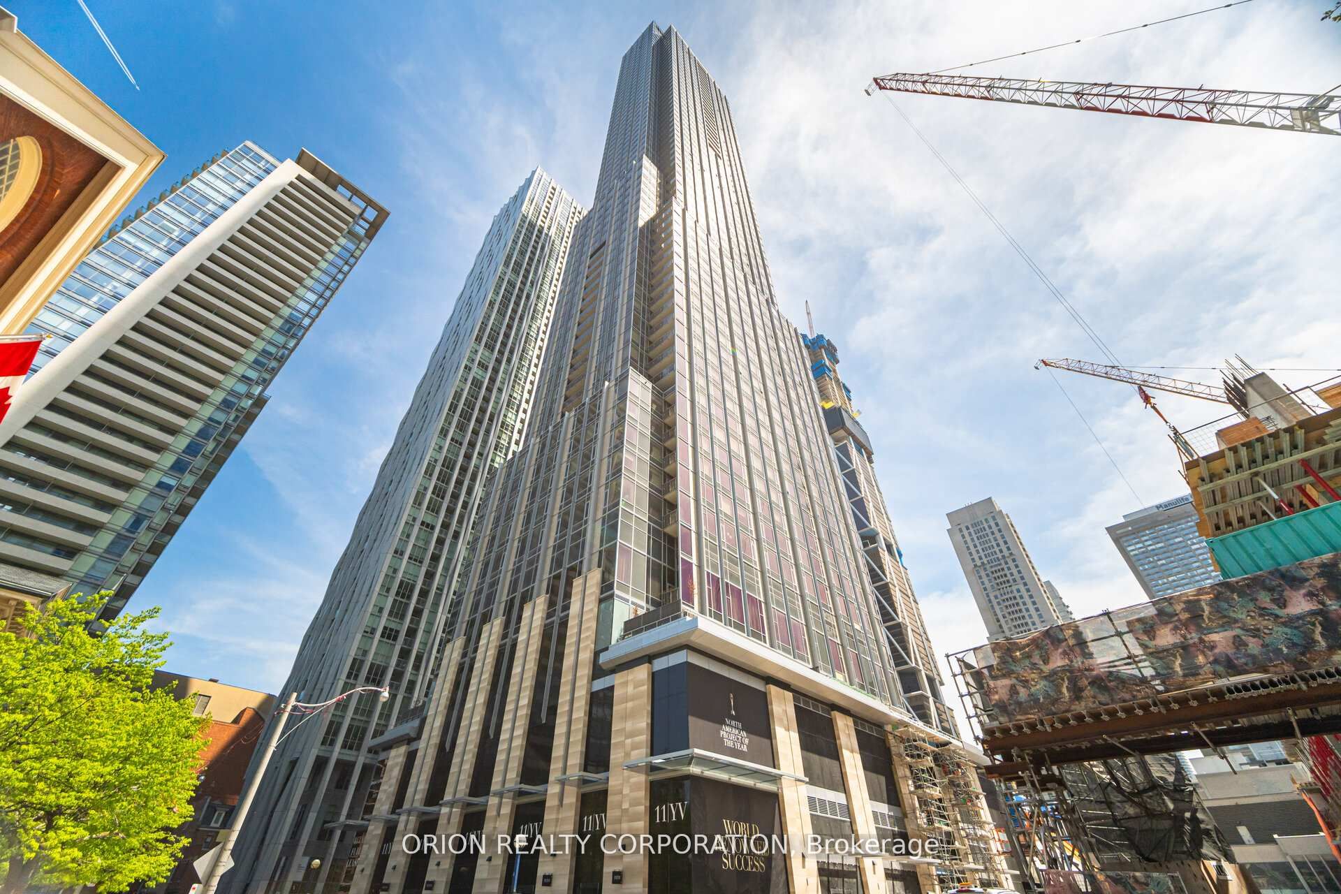 11 Yorkville Avenue 3204, Toronto, ON M4W 1L2 photo 2