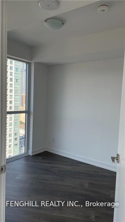159 Wellesley Street E 2008, Toronto, ON M4Y 0H5 photo 5