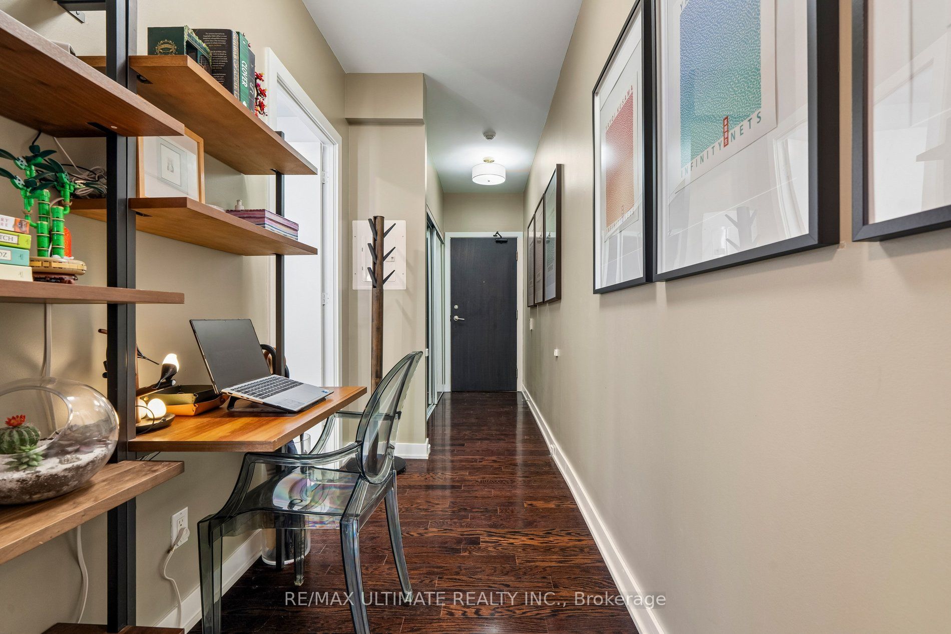 33 Charles Street E 905, Toronto, ON M4Y 1R9 photo 3
