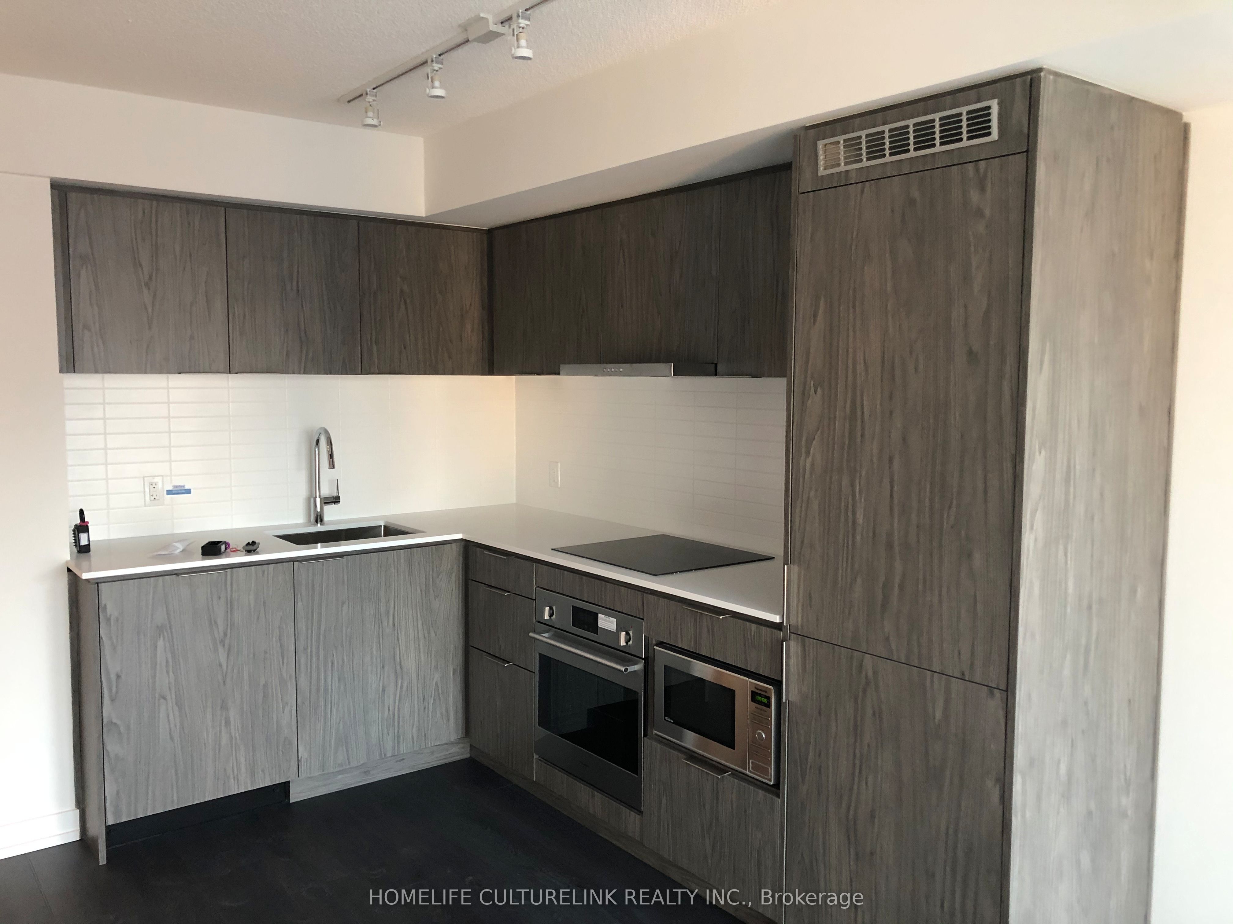 60 Shuter Street 1609, Toronto, ON M5B 0B7 photo 3